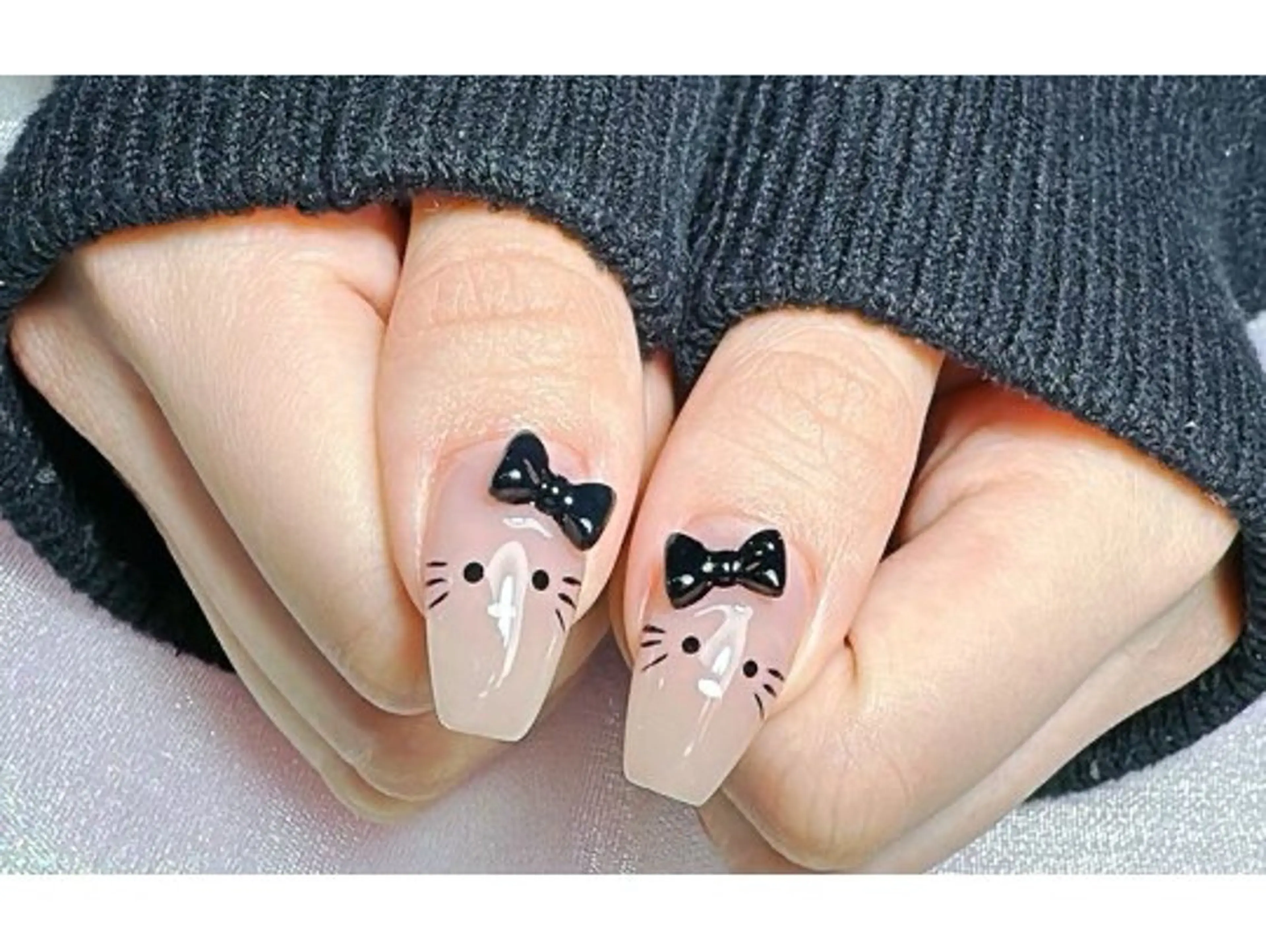 セミロング 戸井田 静香のネイルデザイン