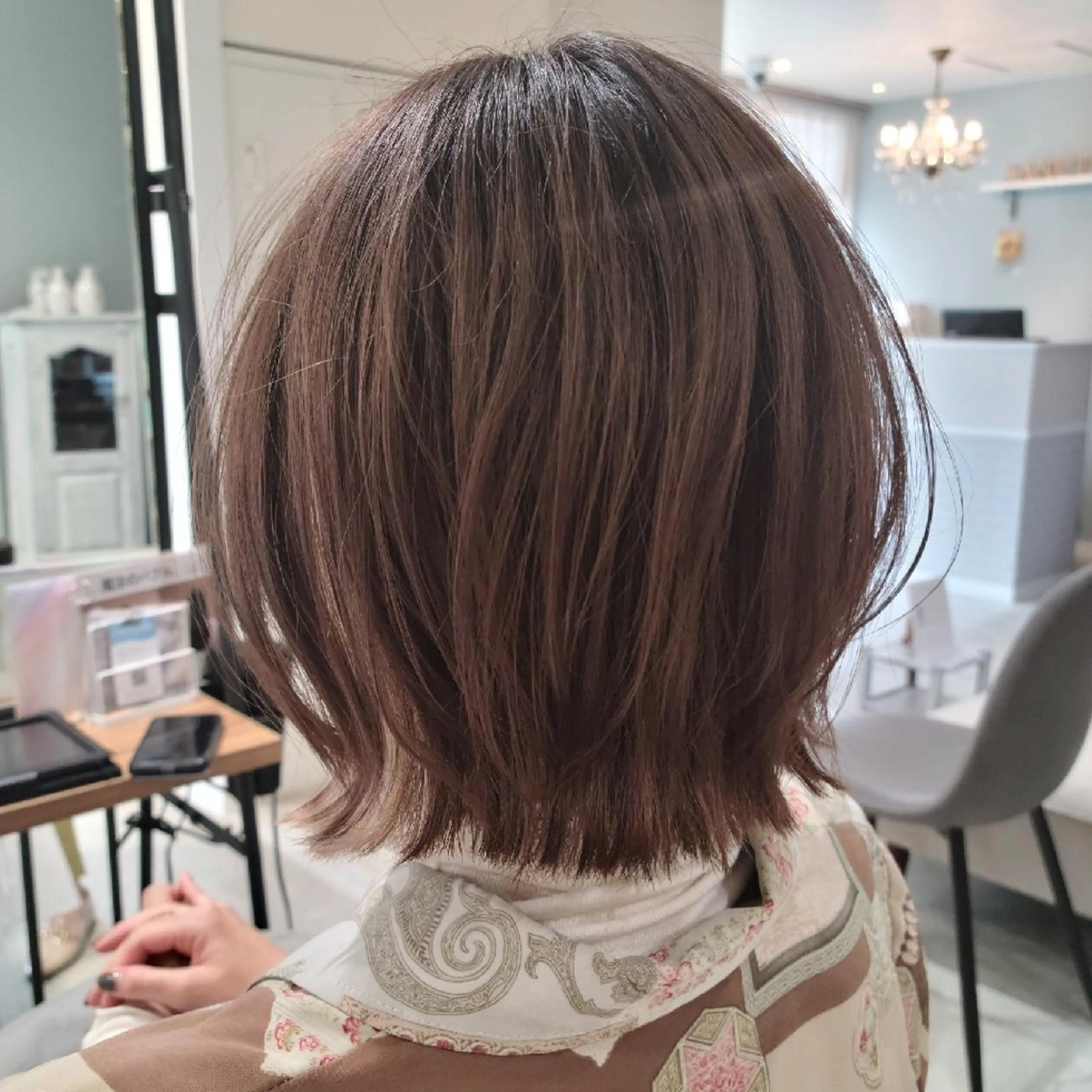 ミディアム ボブレイヤー ボブ レイヤーカット 赤松 摩美のヘアスタイル