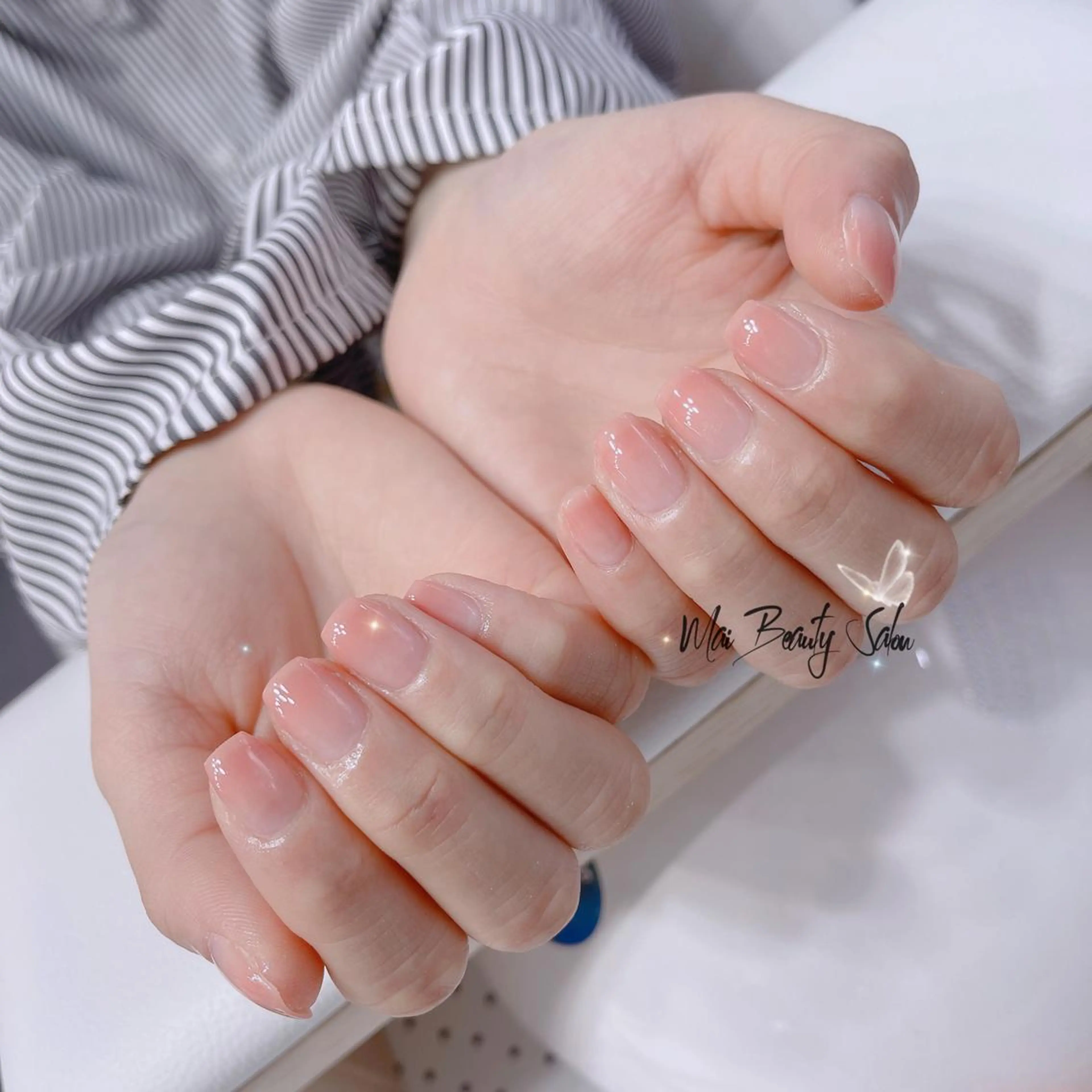 ネイル オーロラネイル チークネイル 長さ出し フラッシュネイル フットネイル MaiBeauty DanHiのネイルデザイン