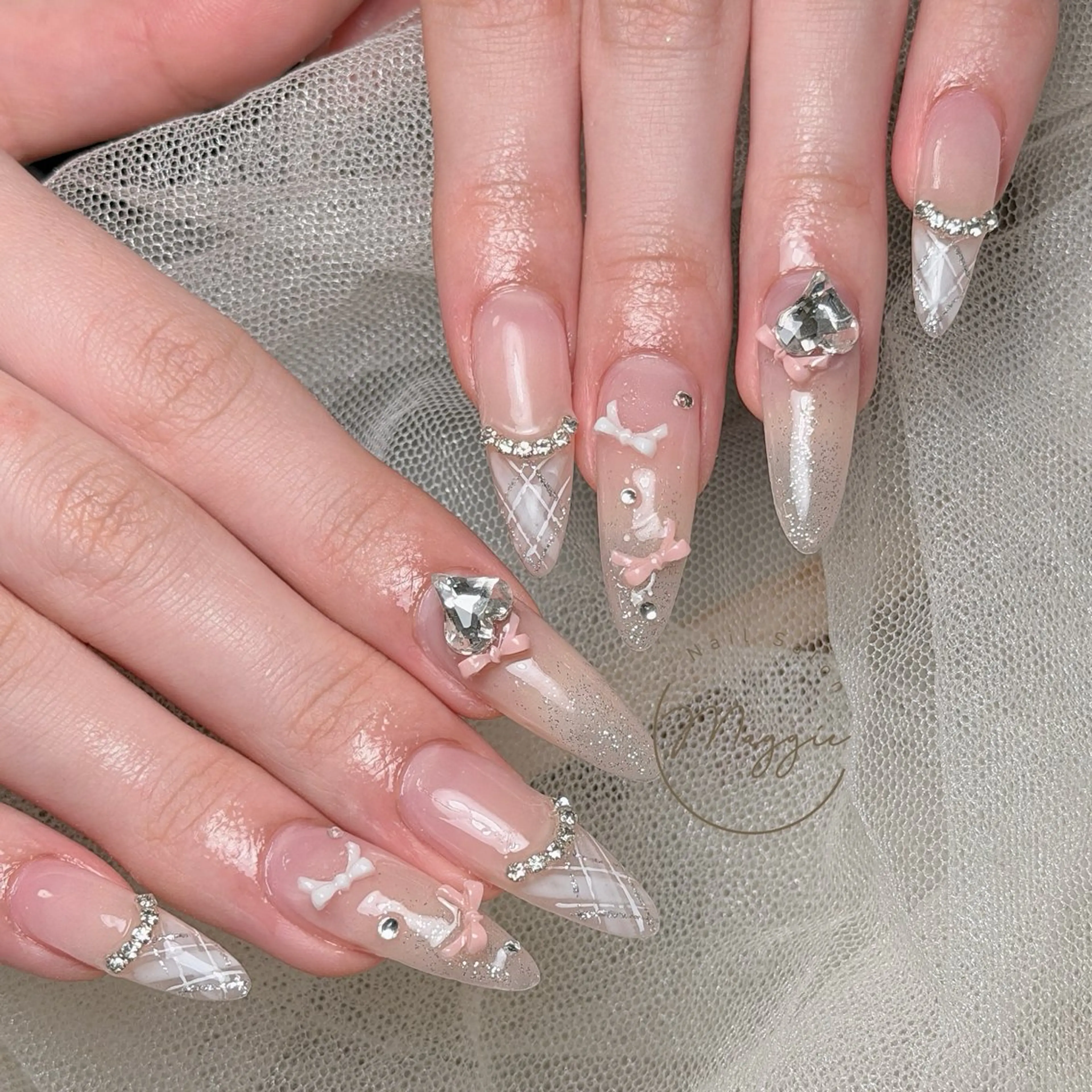 ネイル Maggie Nail🦩のネイルデザイン