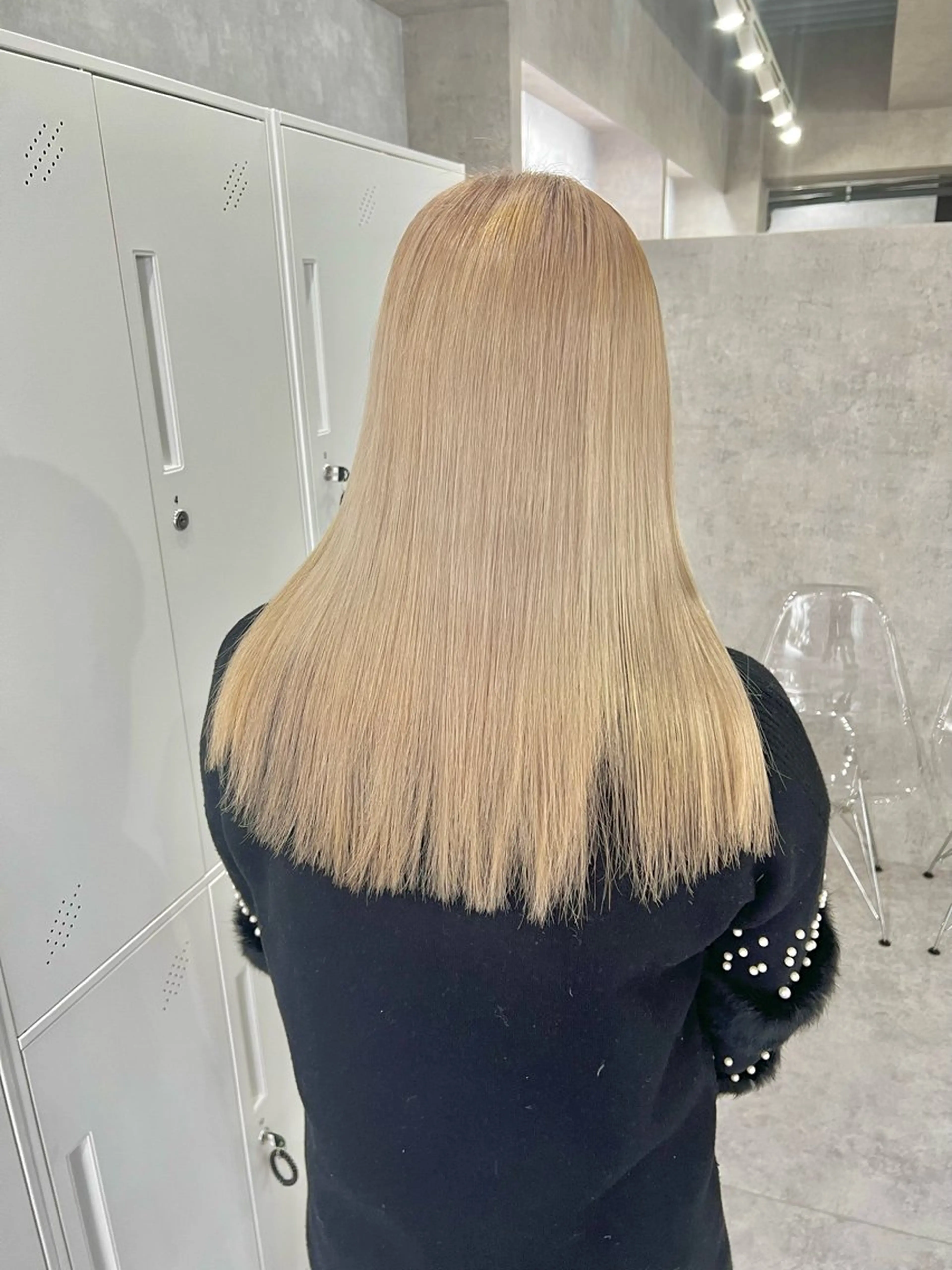 【12月限定】ファイバープレックスブリーチ＋トリートメント＋メンテナンスカット無料の写真