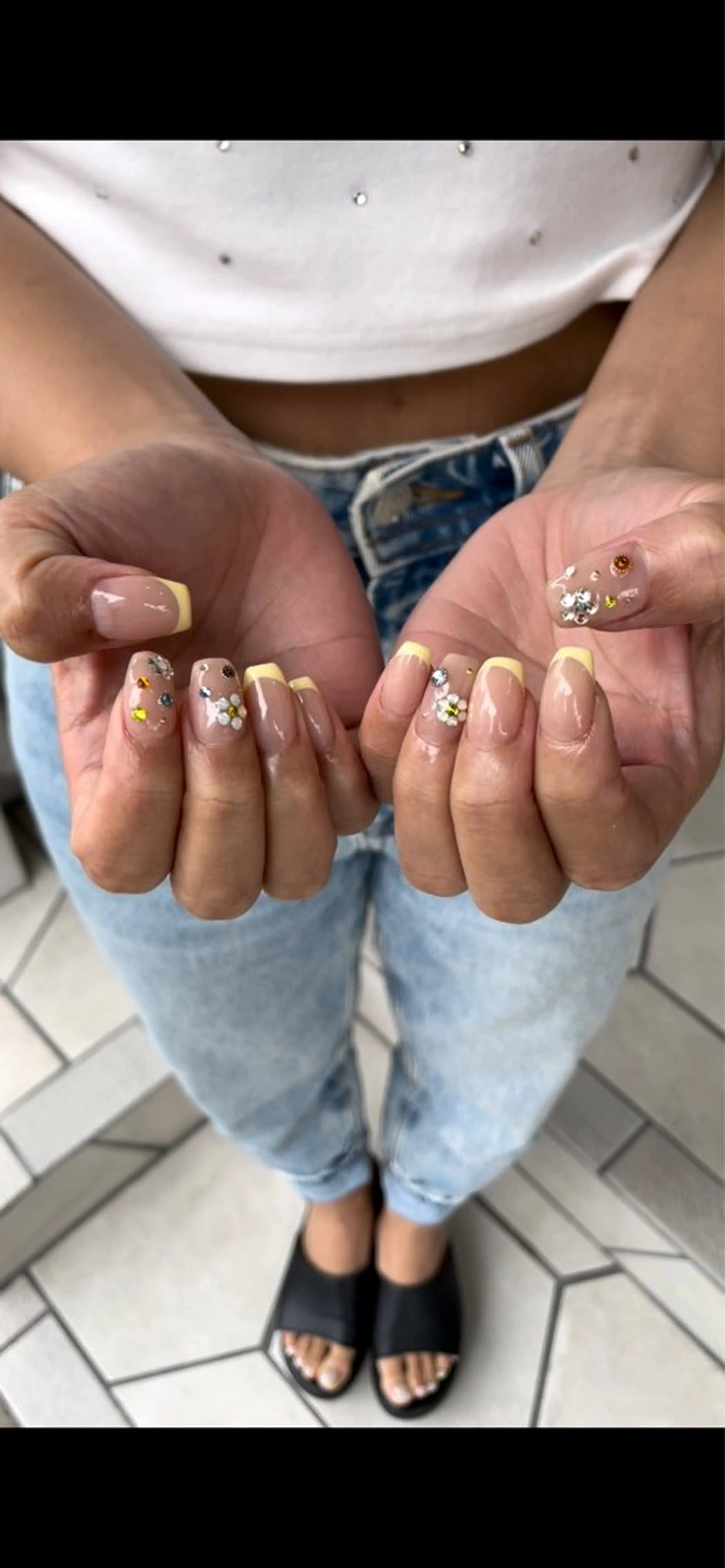 ネイル フレンチネイル Rommy suiのネイルデザイン