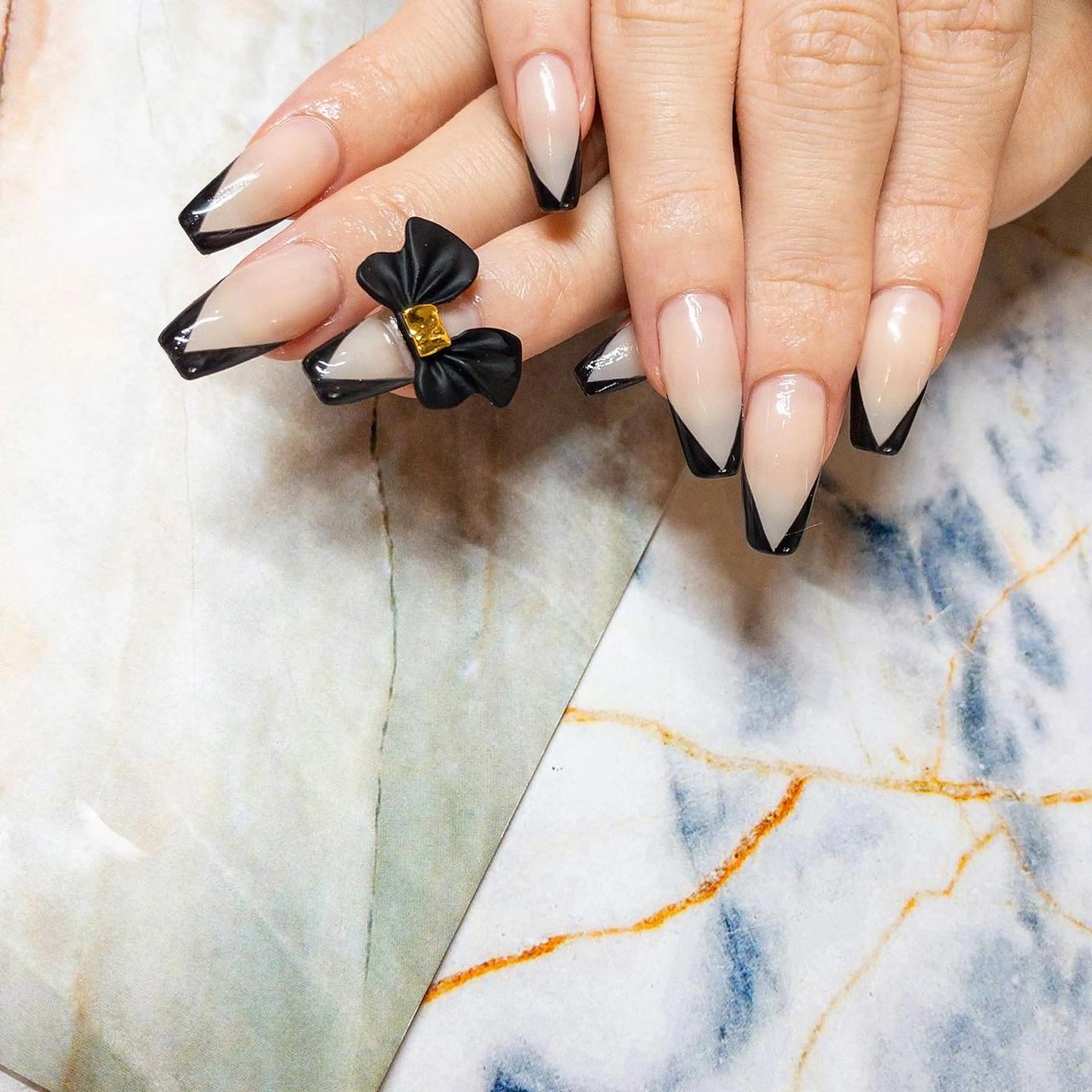 ネイル 持ち込み rokunana 佐野のネイルデザイン