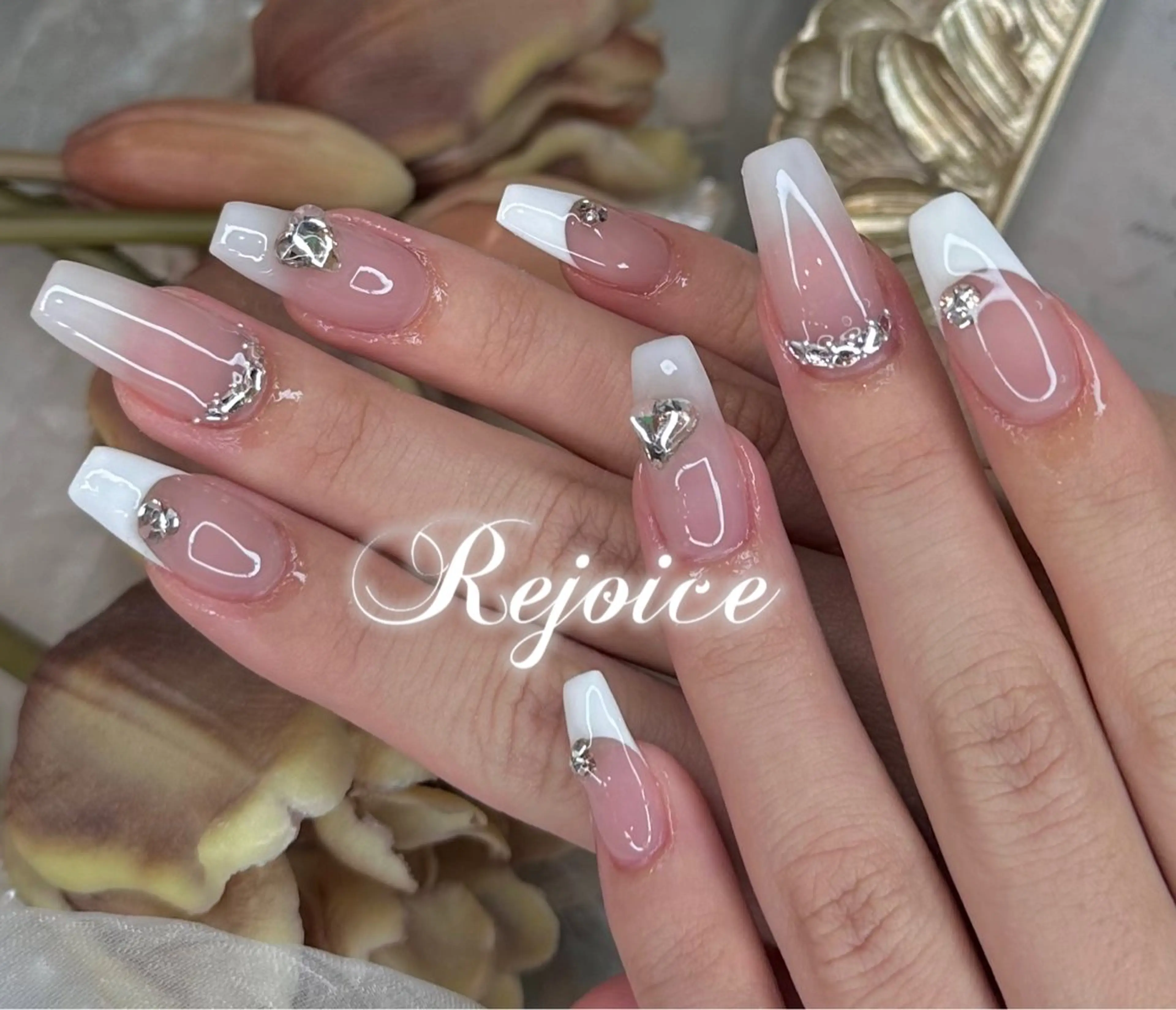 ネイル ハンドネイル ネイルサロン リジョイス 渋谷店のネイルデザイン