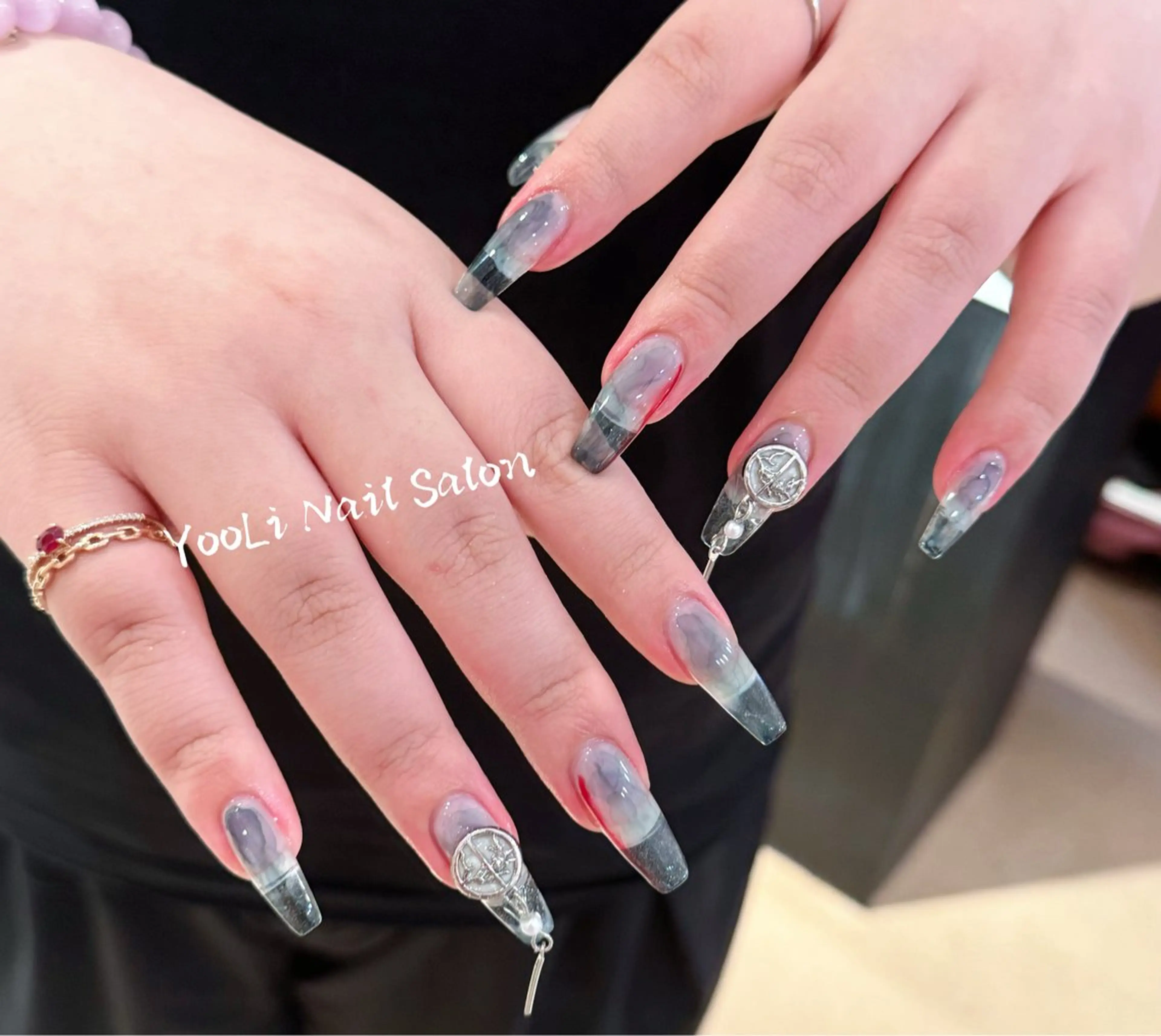 ネイル アートネイル オーロラネイル チークネイル フレンチネイル ガラスフレンチ ハンドネイル 🎀🎀YooLi Nail Salonのネイルデザイン