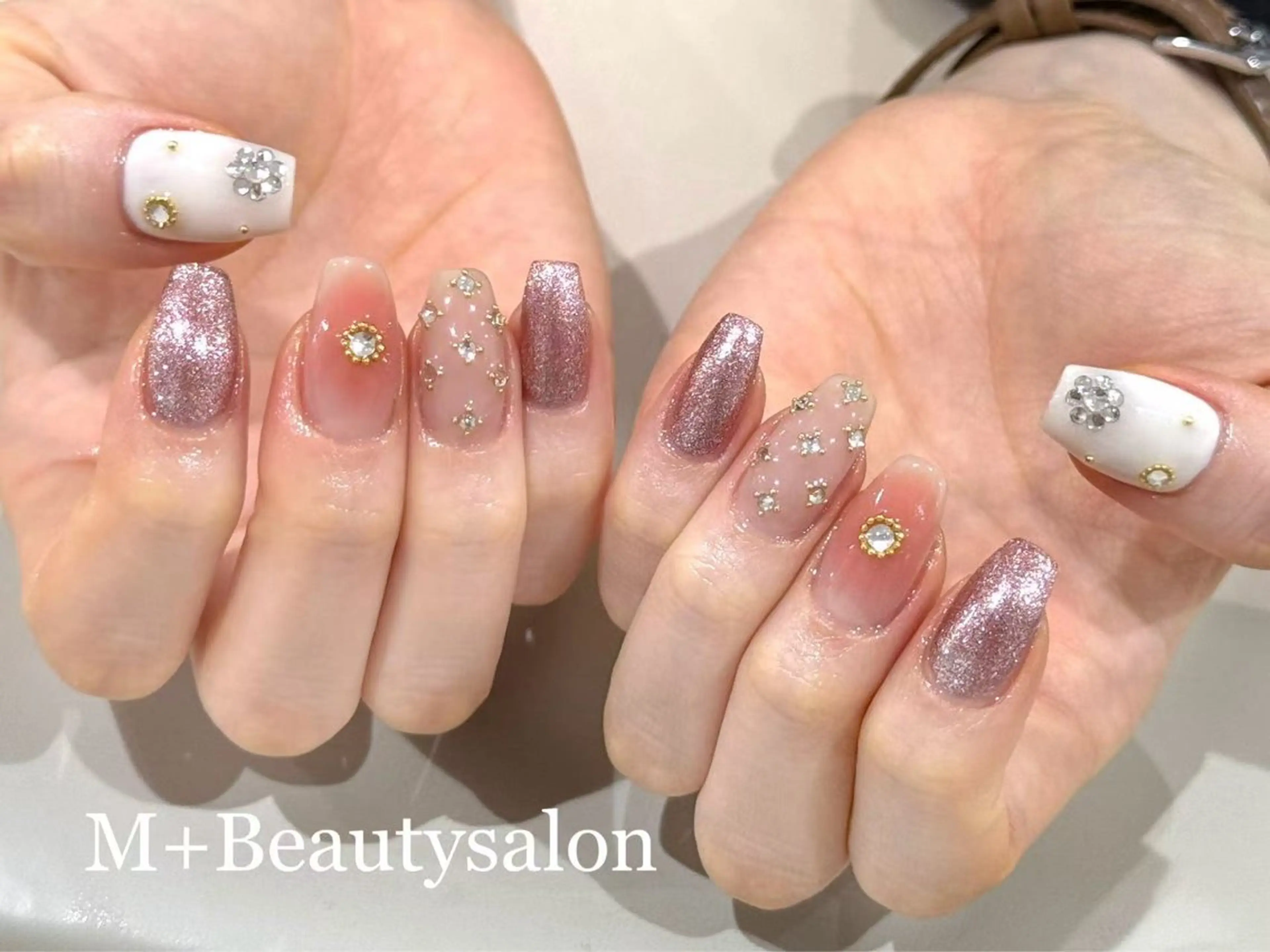 ネイル M+  Beauty Salonのネイルデザイン