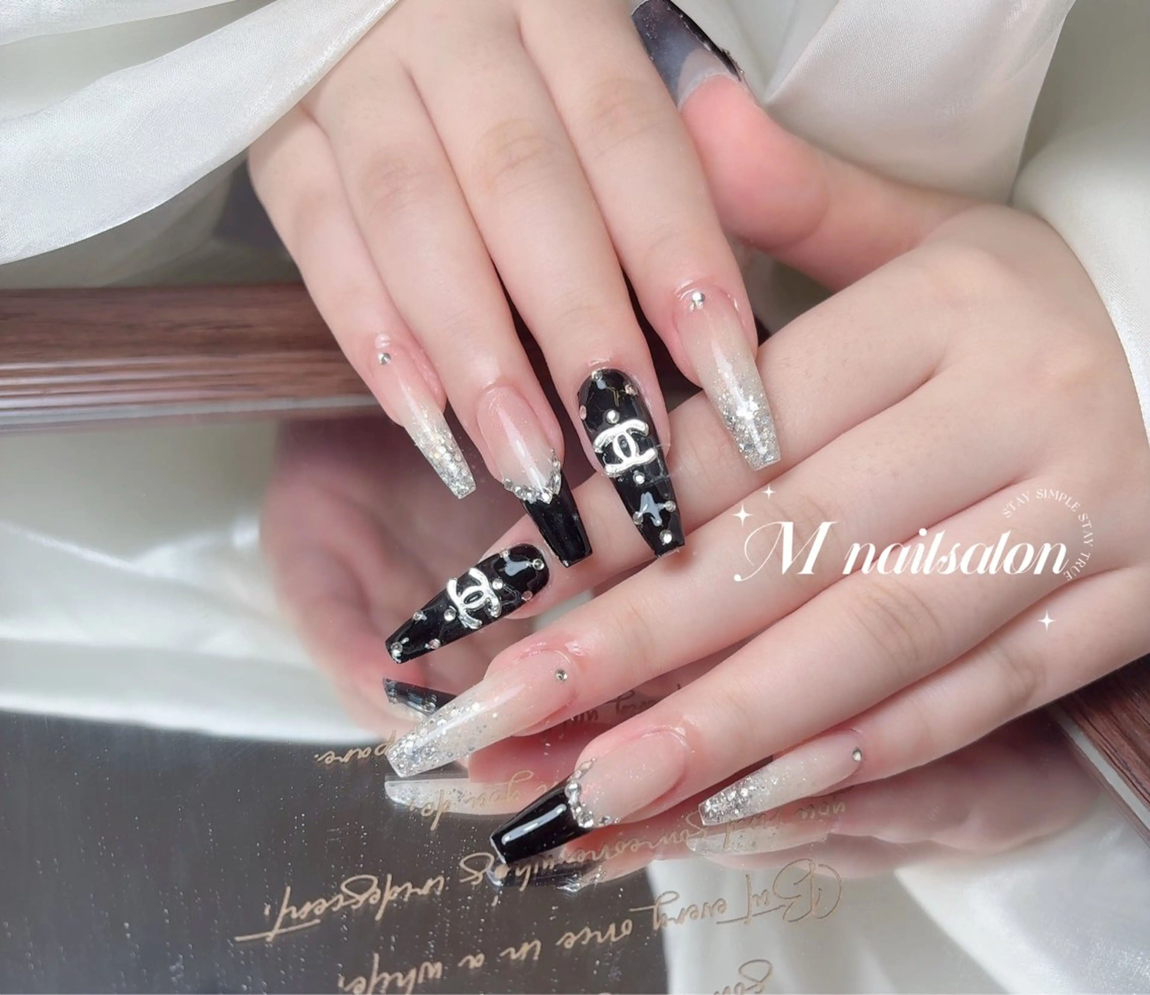 ネイル ハンドネイル M🌷nail 長さだし専門店のネイルデザイン