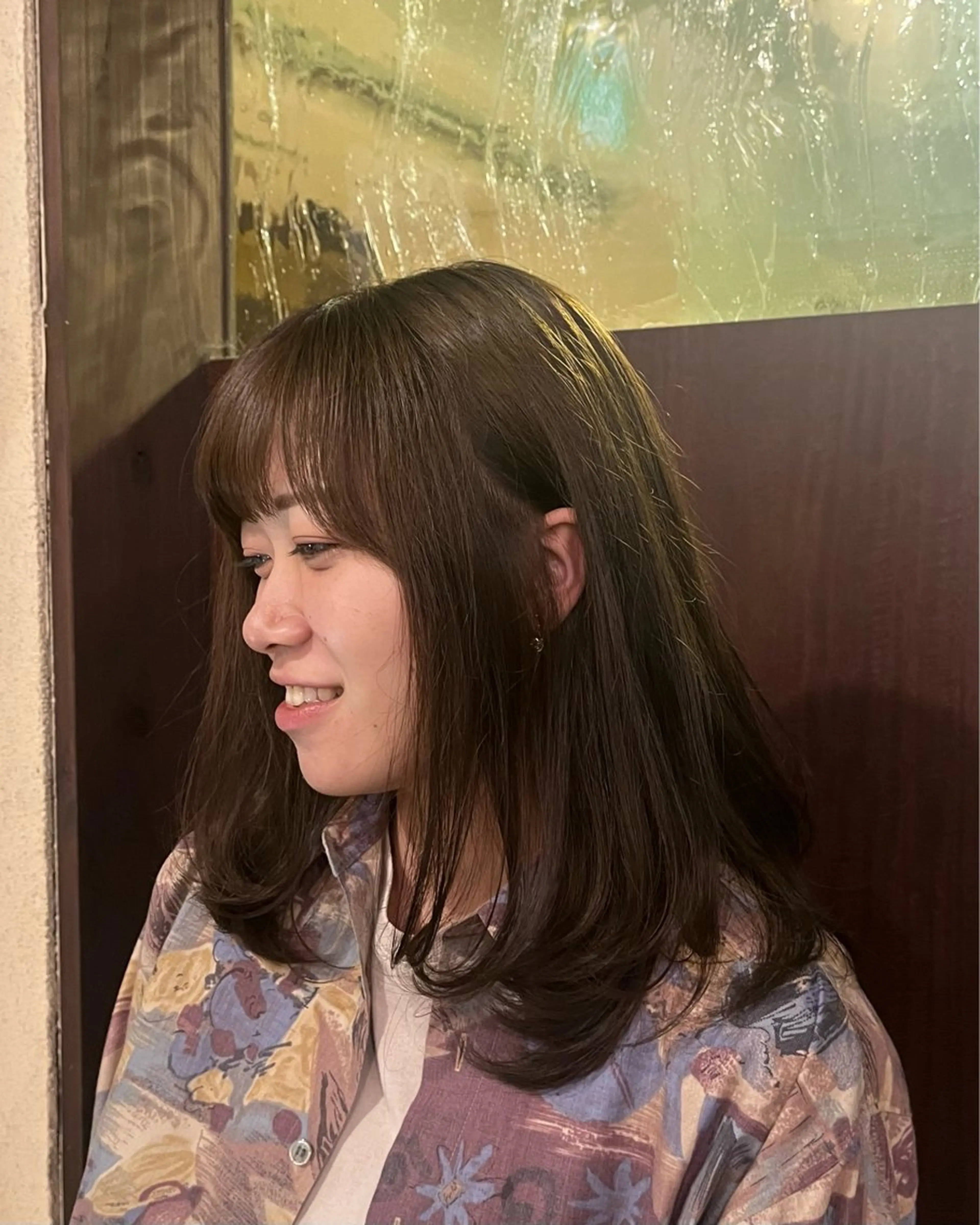 ミディアム カラー グレージュ オリーブグレージュ オリーブグレー 田中 鈴乃のヘアスタイル