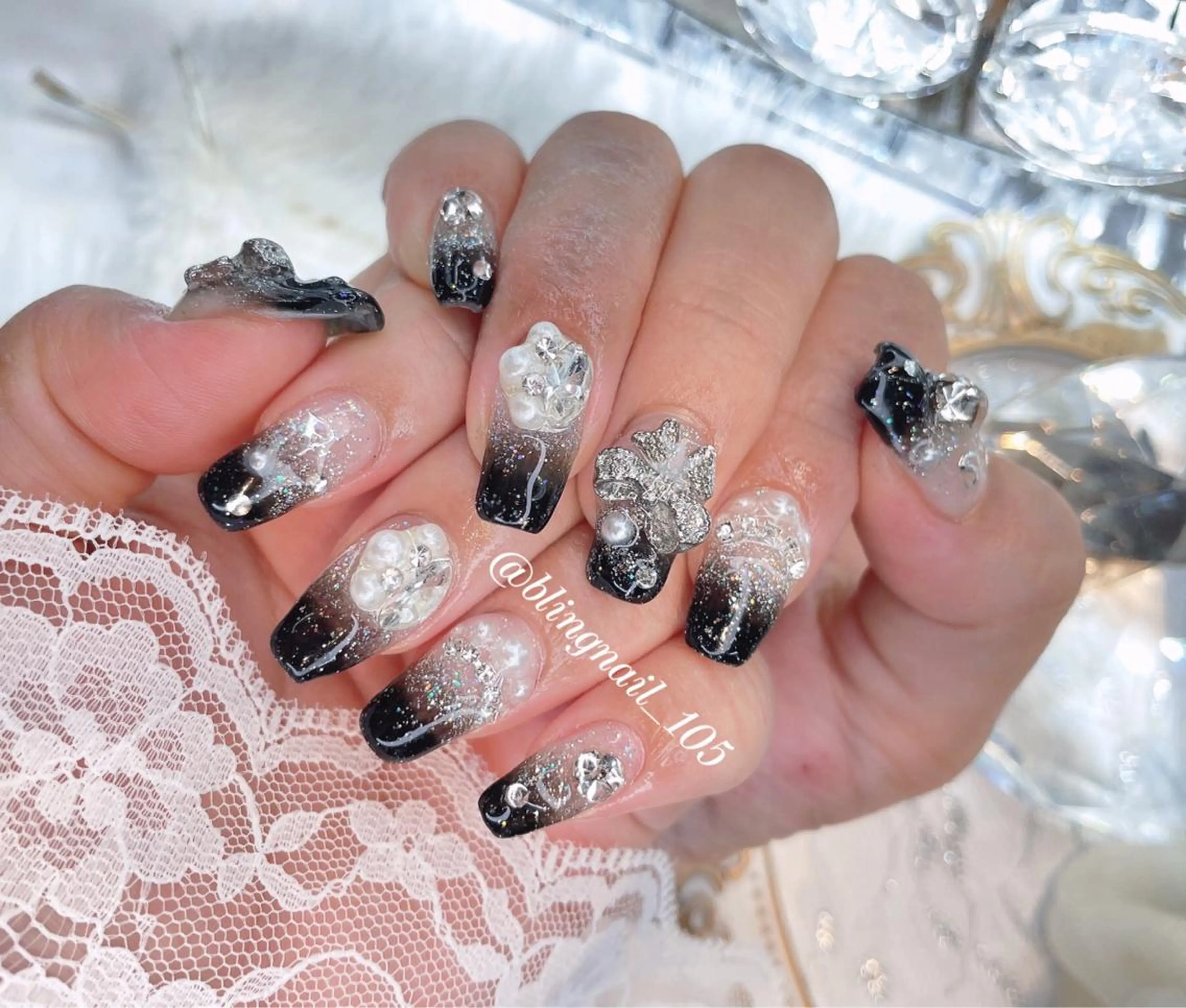 ネイル 23時まで❤︎韓国、 ワンホンネイルのネイルデザイン