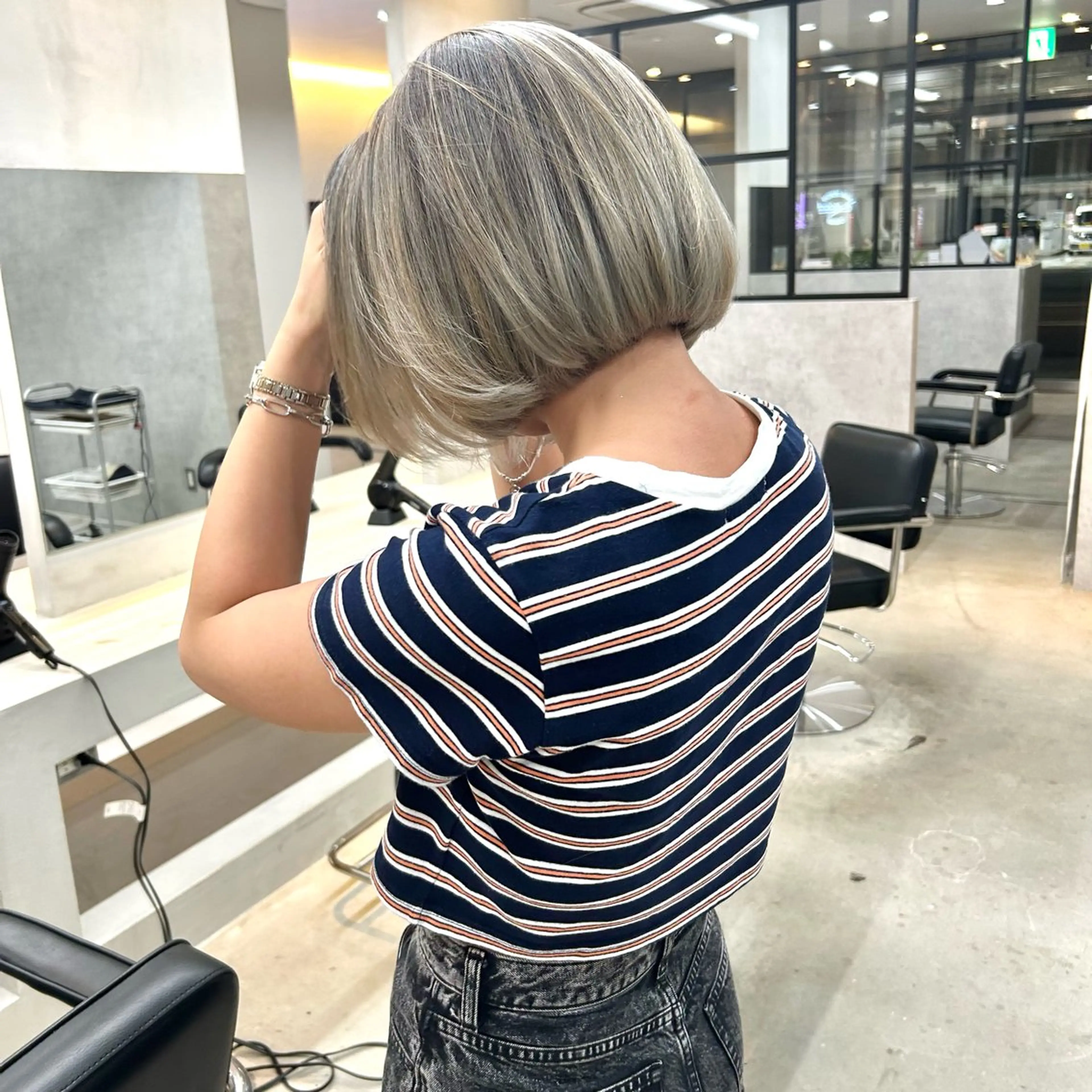 ミディアム カラー ヘアカラー トリートメント mood tatemachiのヘアスタイル