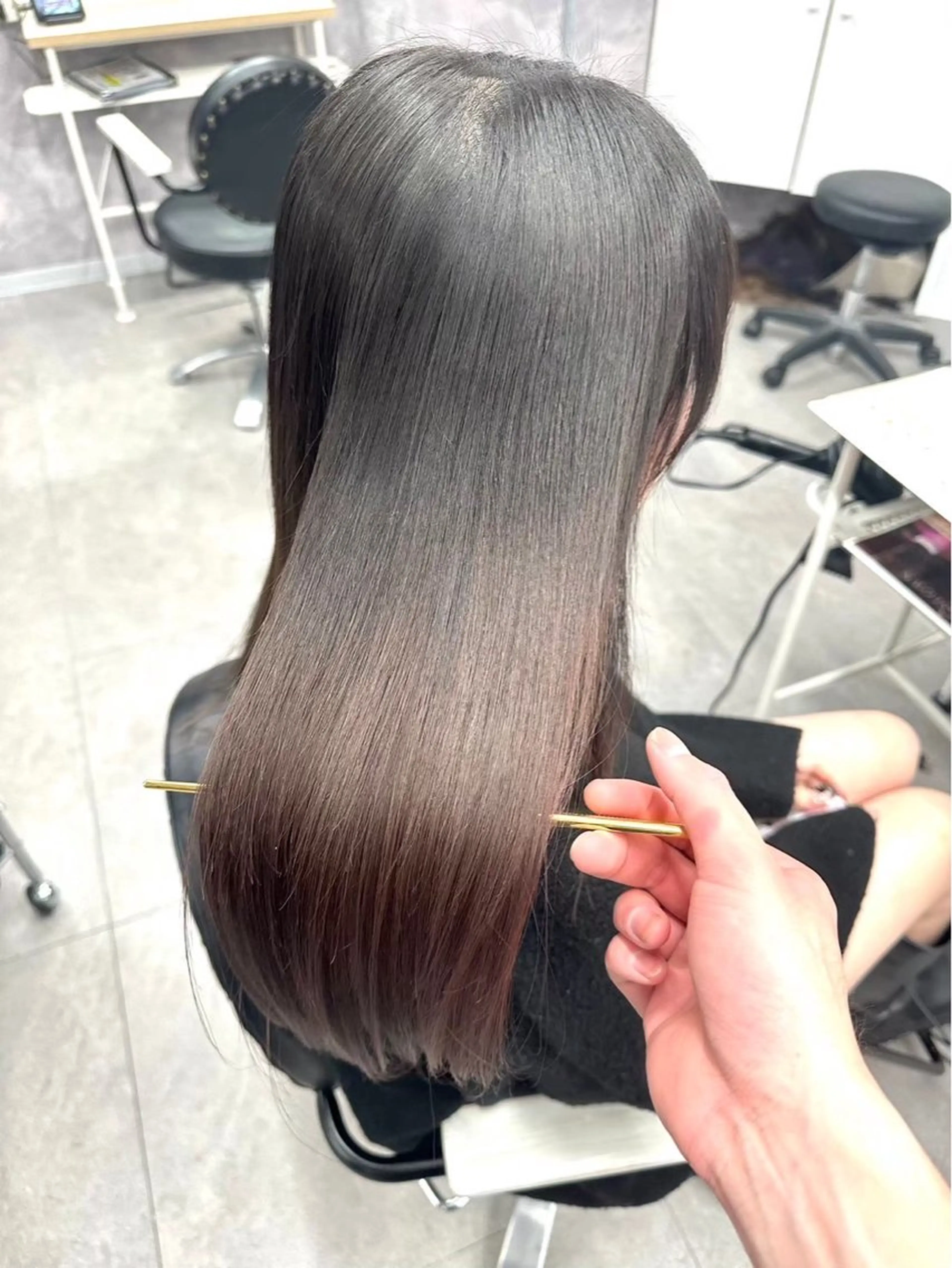 ロング カラー トリートメント ハイトーンレイヤー 🦋🌷Shuriのヘアスタイル