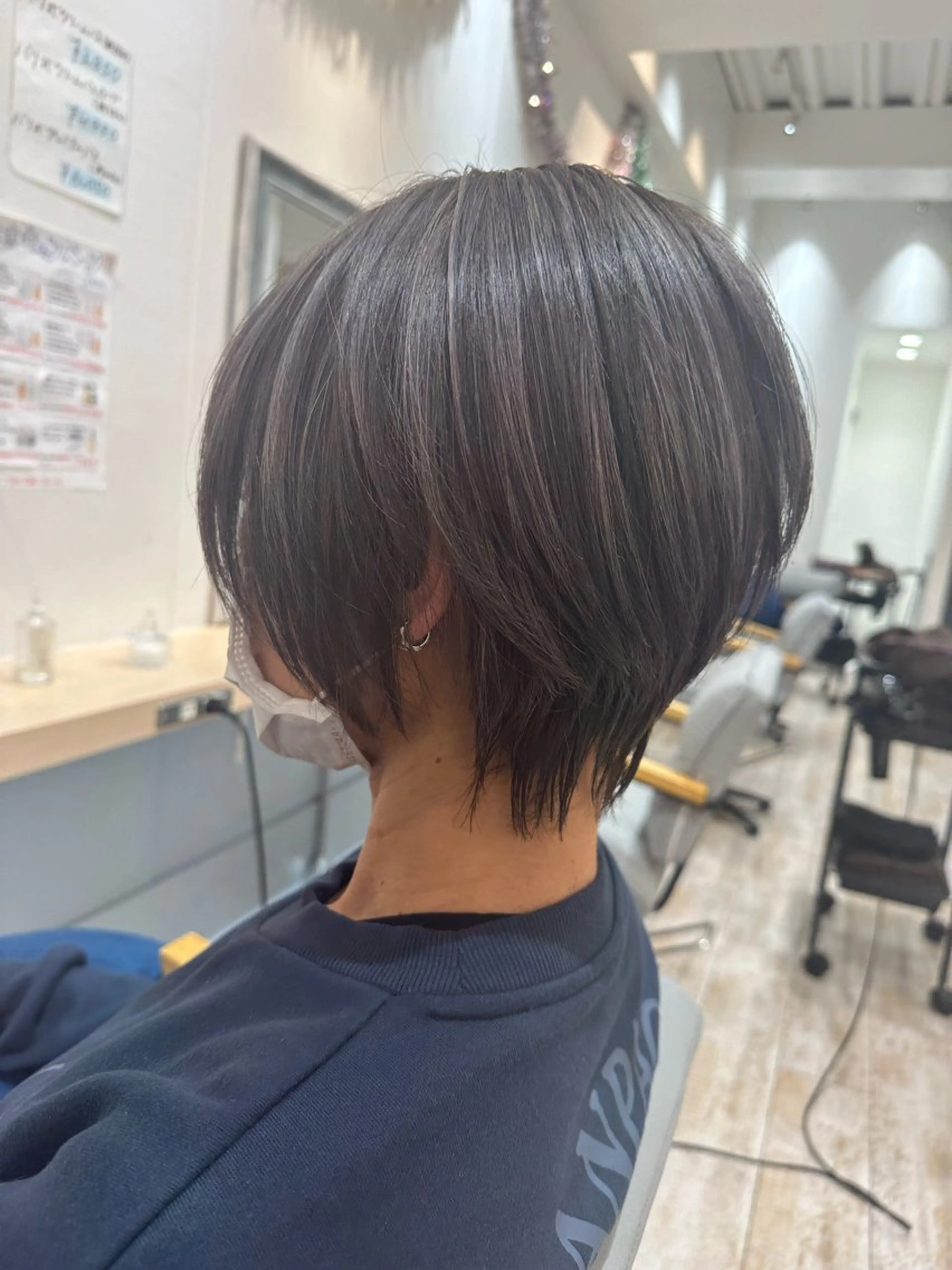 ショート ハイライト ショートヘア 若山 敦のヘアスタイル