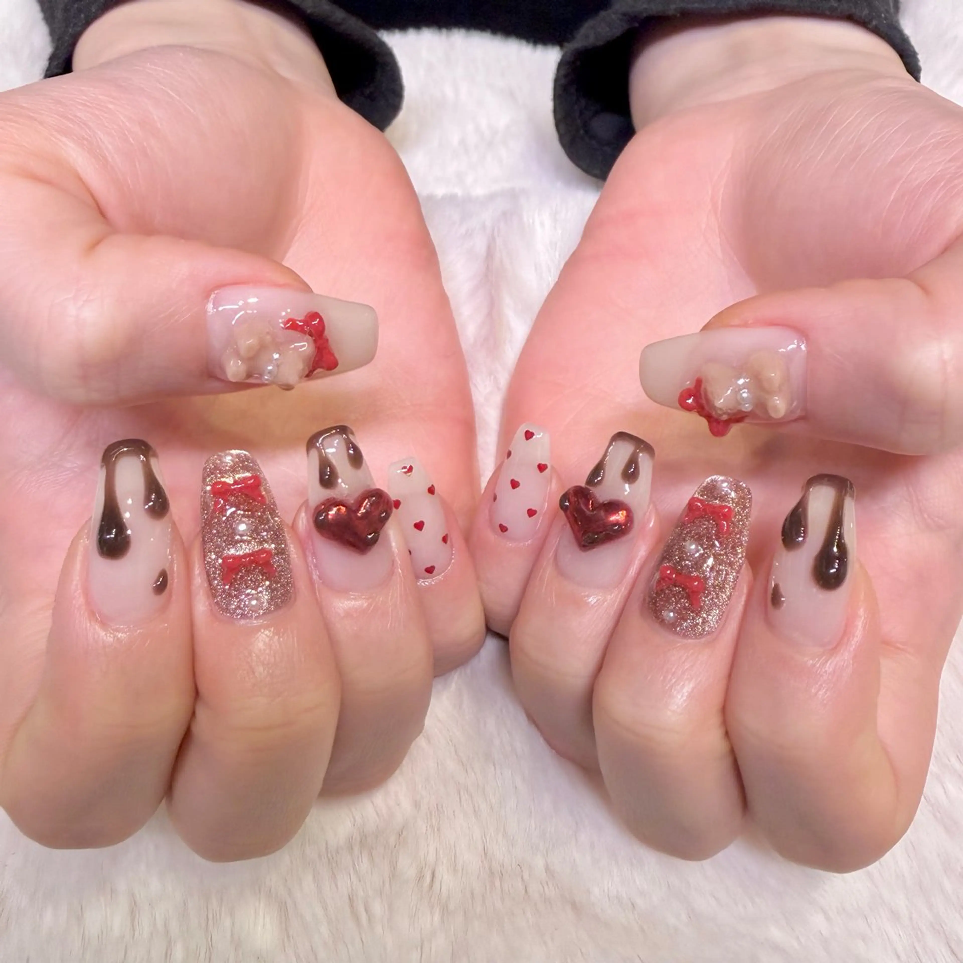 ネイル バレンタイン ハンドネイル nail salon e'mu💐のネイルデザイン