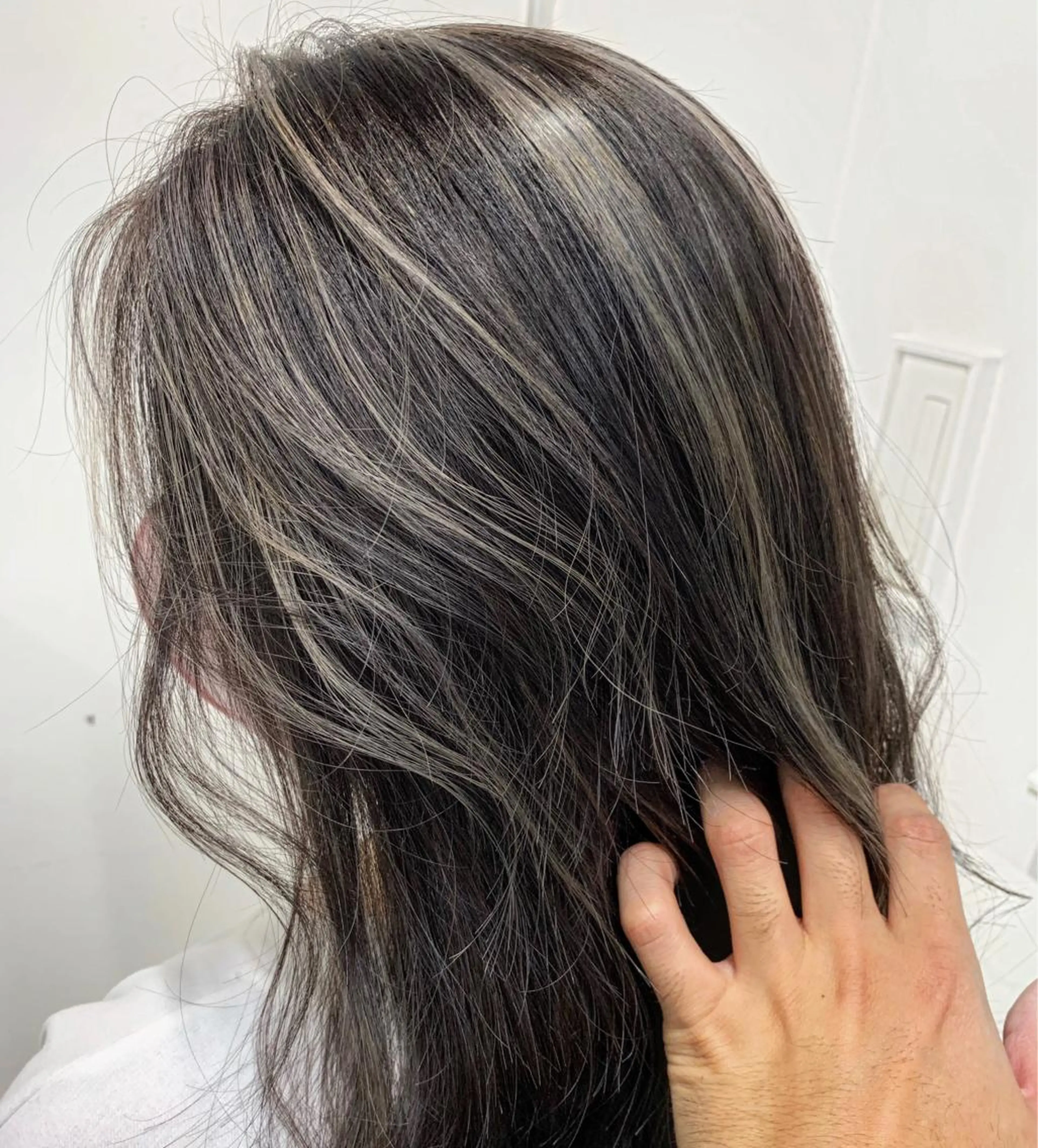 セミロング ハイライト 🌿海外Style・ KOHEIのヘアスタイル