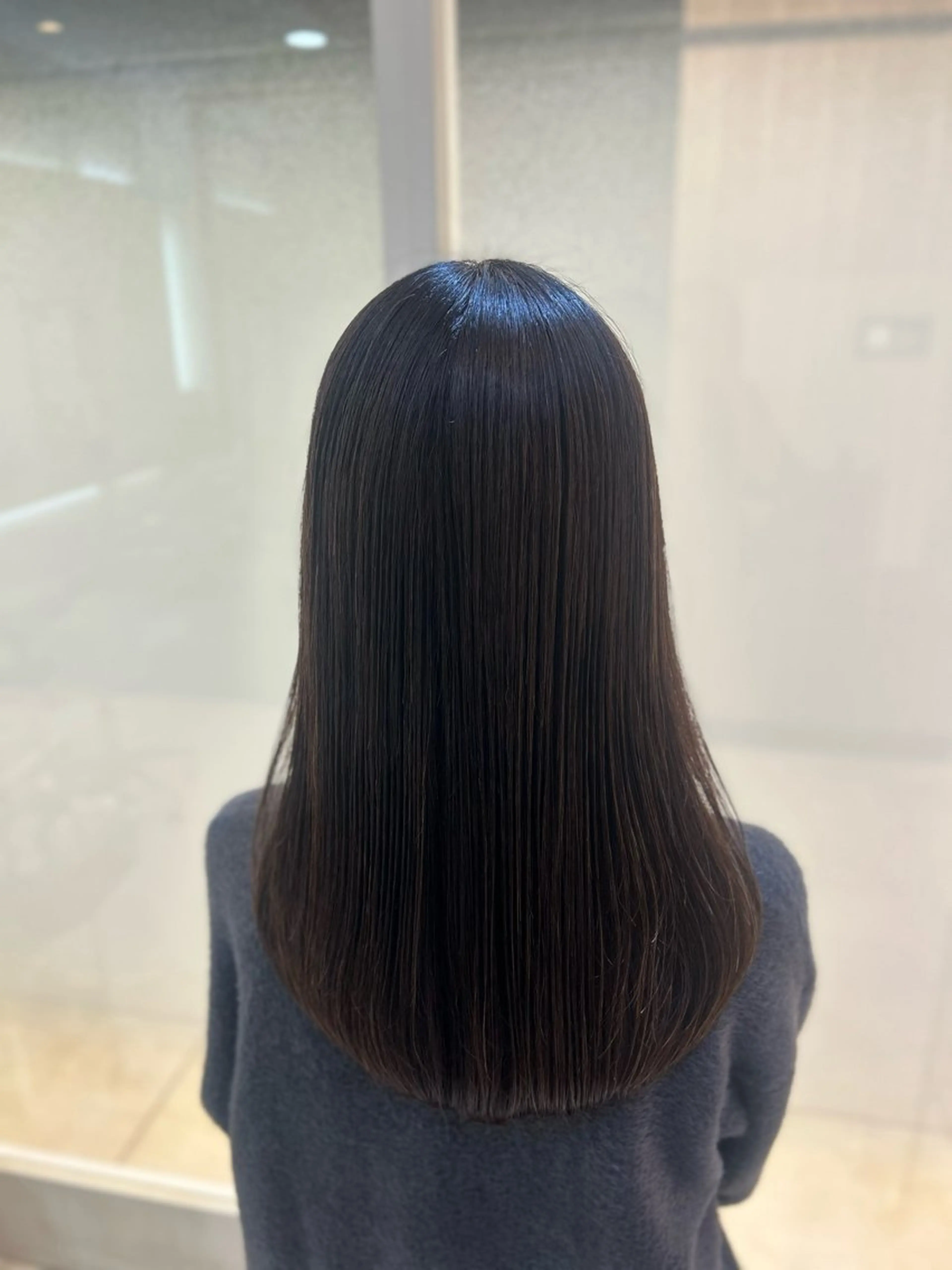 ロング カラー ヘアカラー トリートメント 艶質改善/縮毛矯正 ササキナツミのヘアスタイル