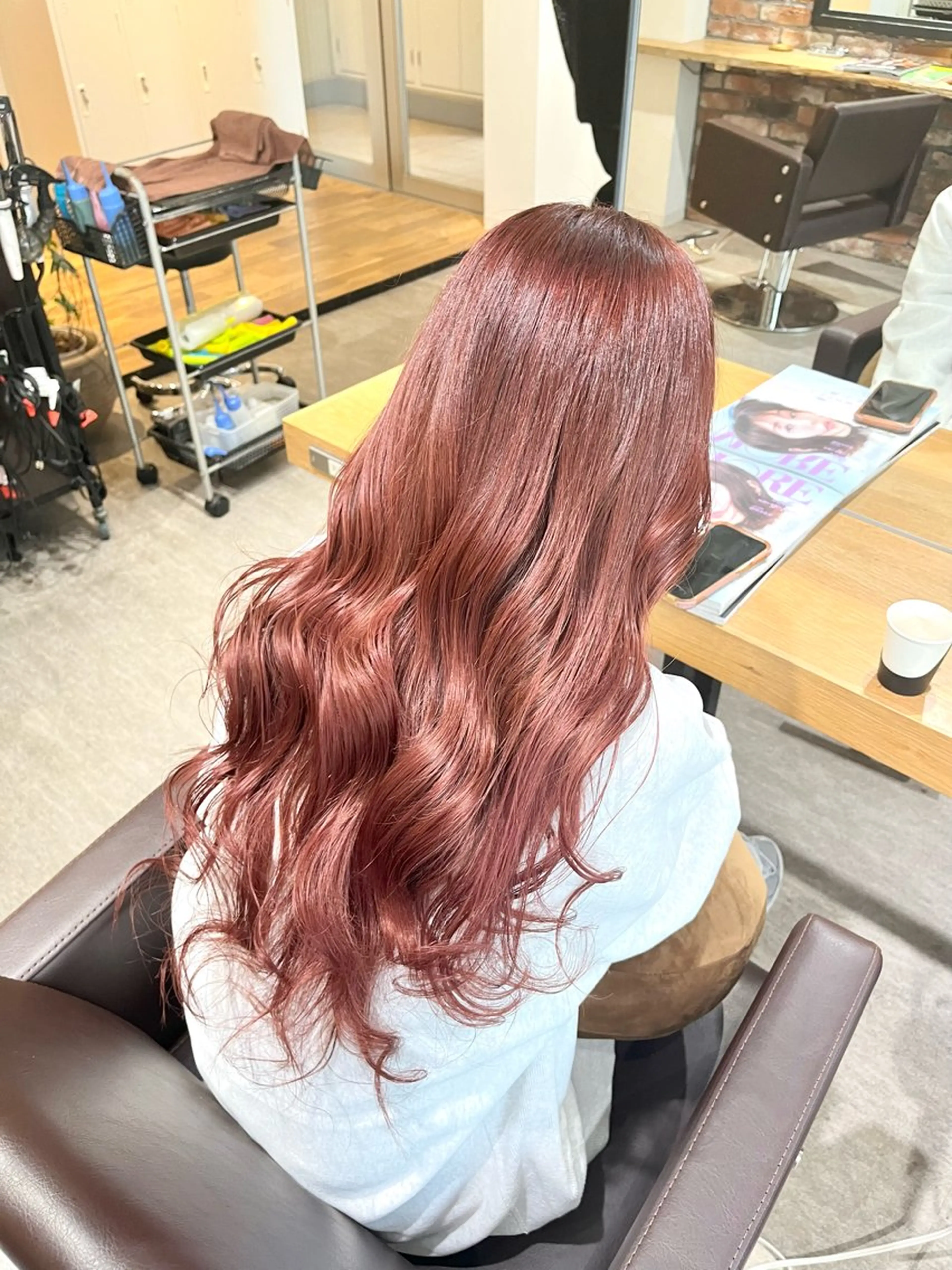 ロング カラー ピンクカラー カット トリートメント 艶髪カラー 渡辺岳也のヘアスタイル