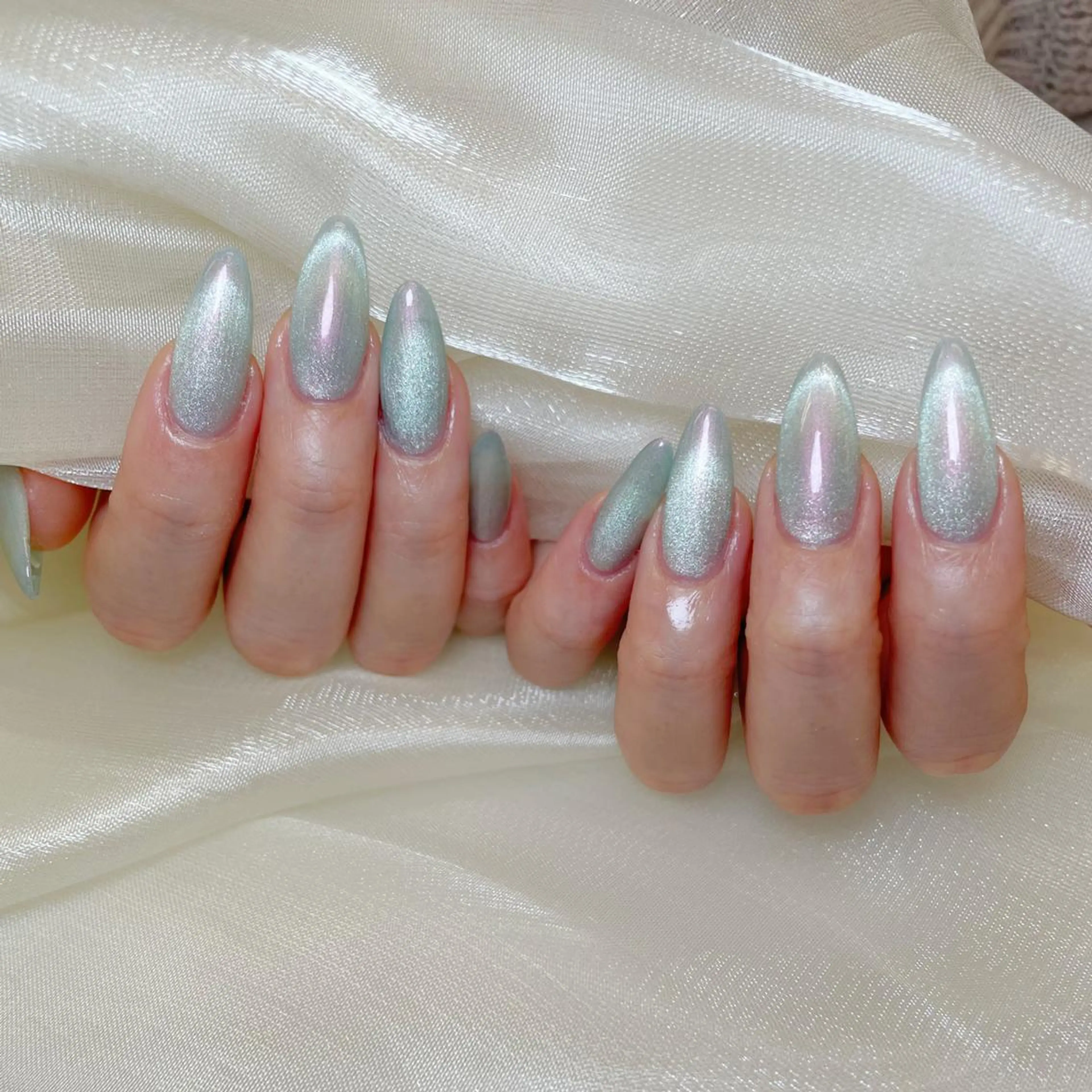 ネイル 🩷U nail リリス【新宿店】のネイルデザイン