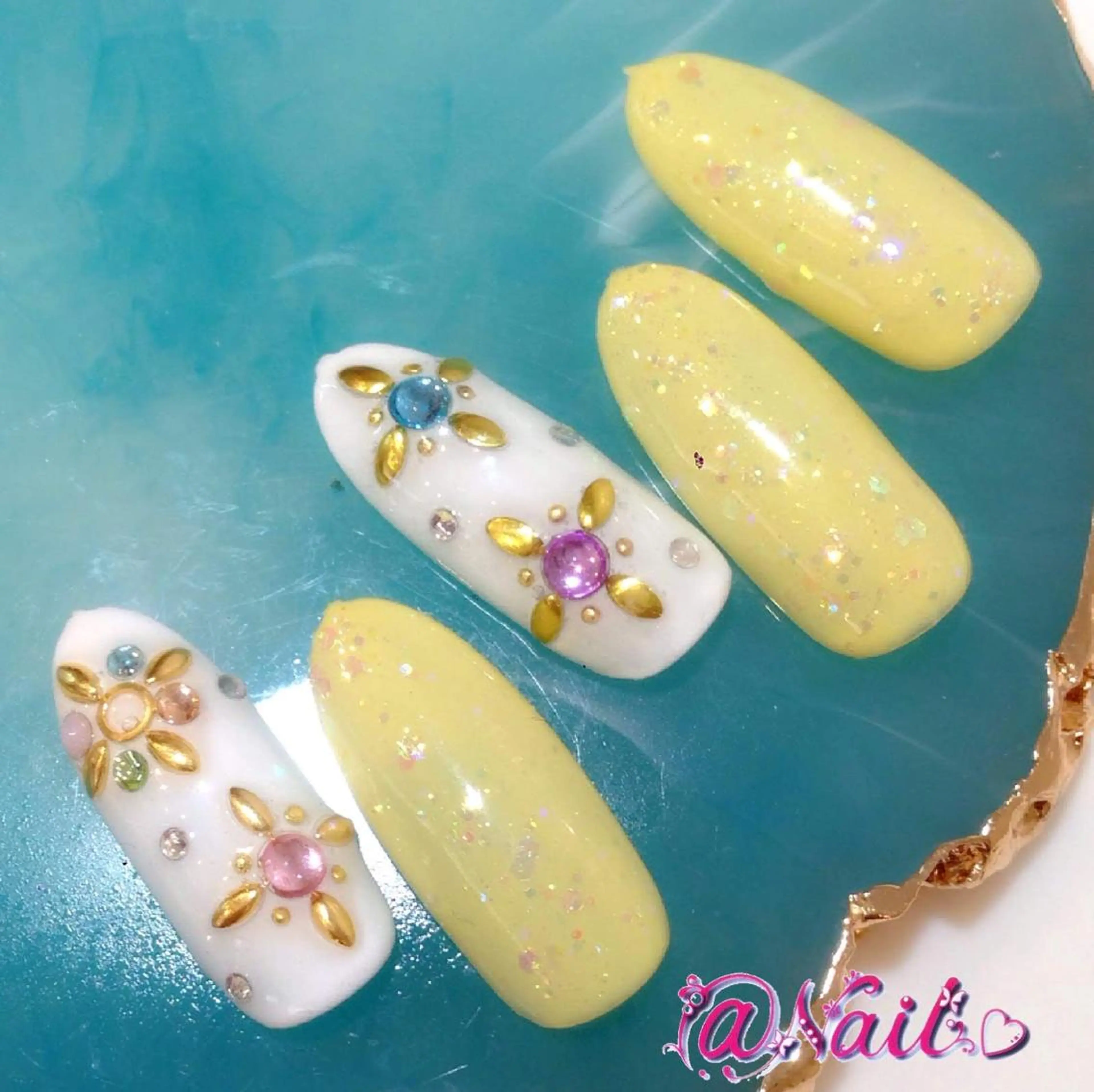 ネイル ネイルチップ 小尾 栞のネイルデザイン