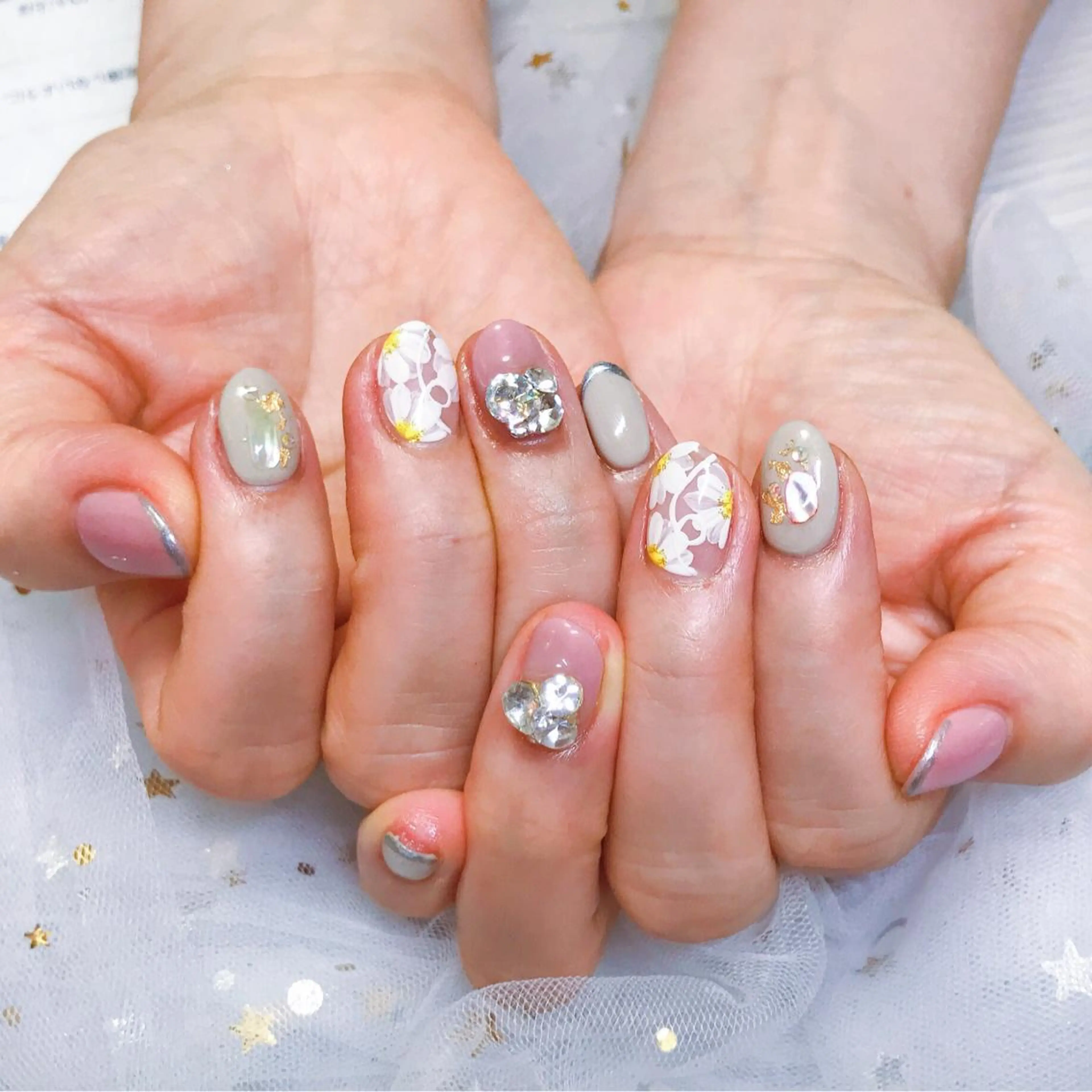 カラー ネイル Q Free nailsのネイルデザイン