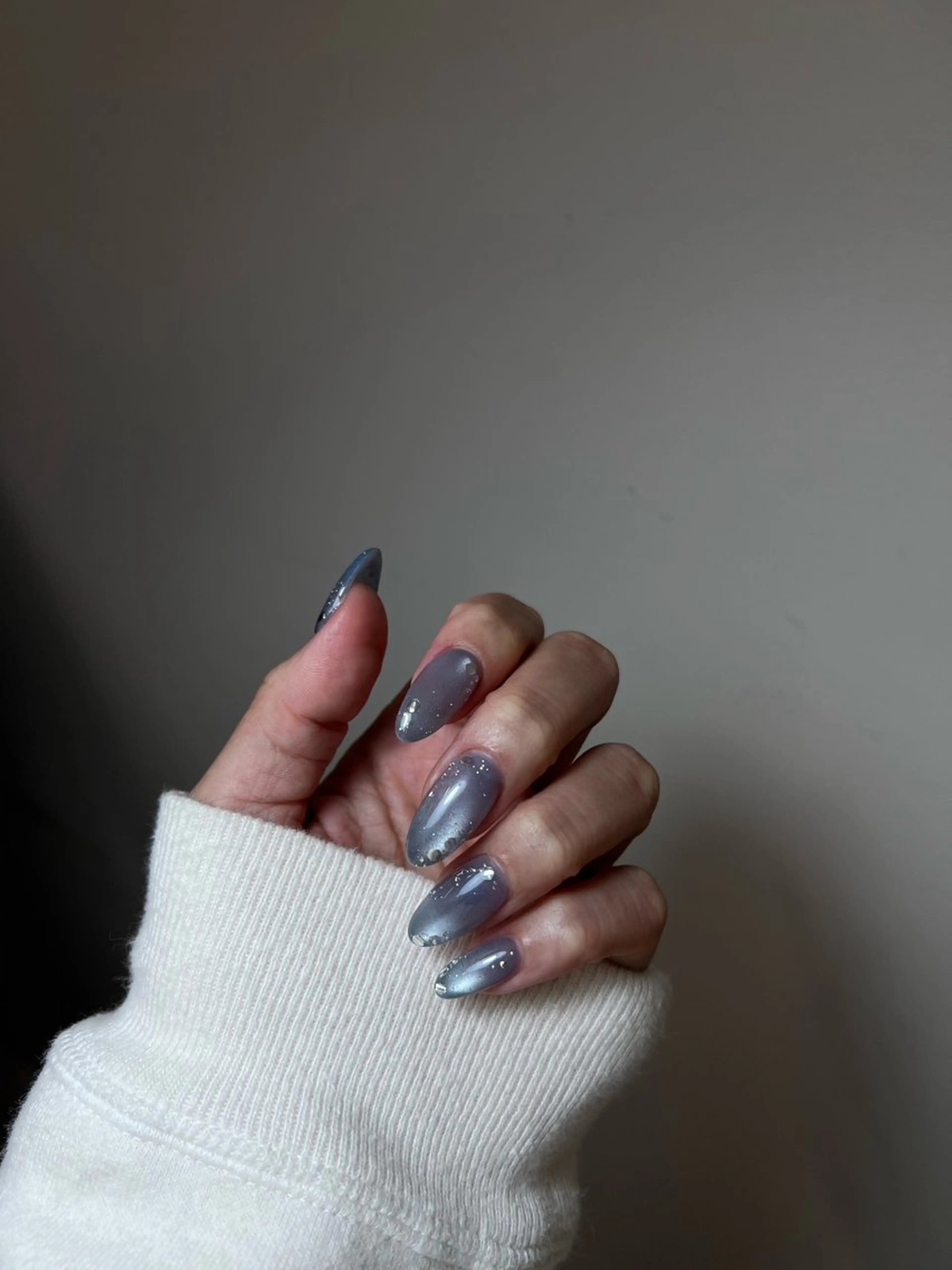 ネイル マグネットネイル ハンドネイル ハンドケア 瀬戸 梨子のネイルデザイン