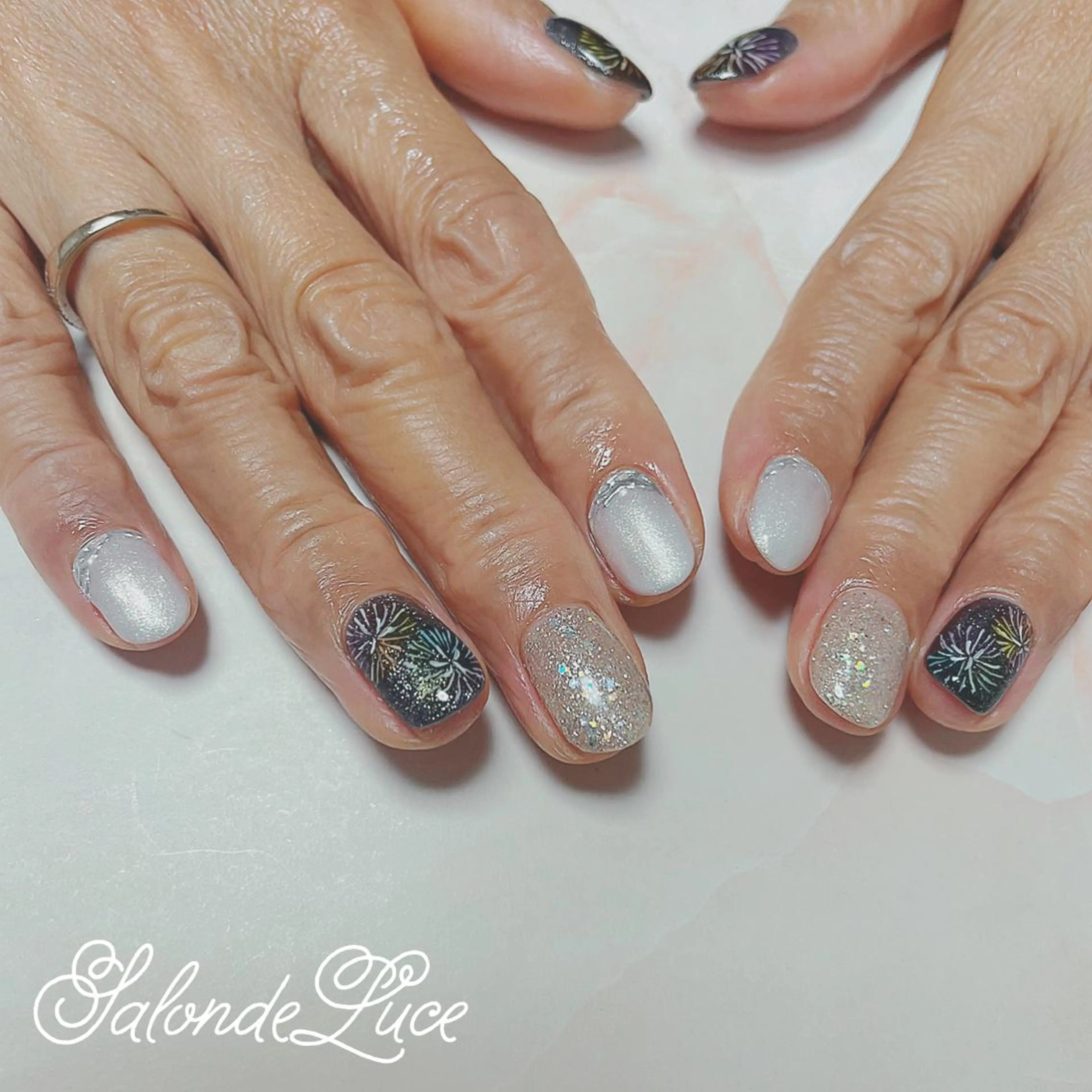 ネイル ミラーネイル Salon de Luceのネイルデザイン