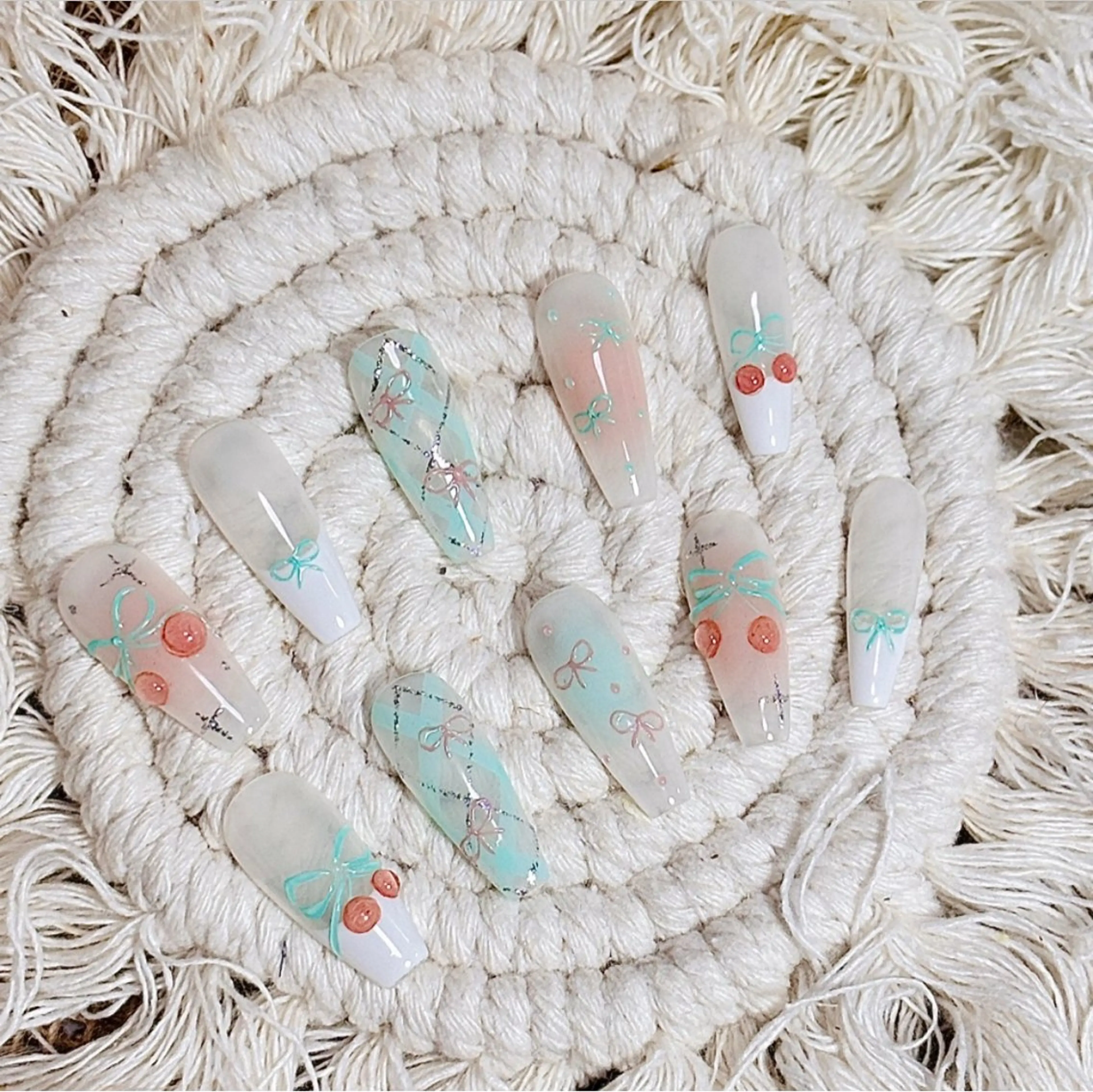 ネイル Elin Maggieのネイルデザイン