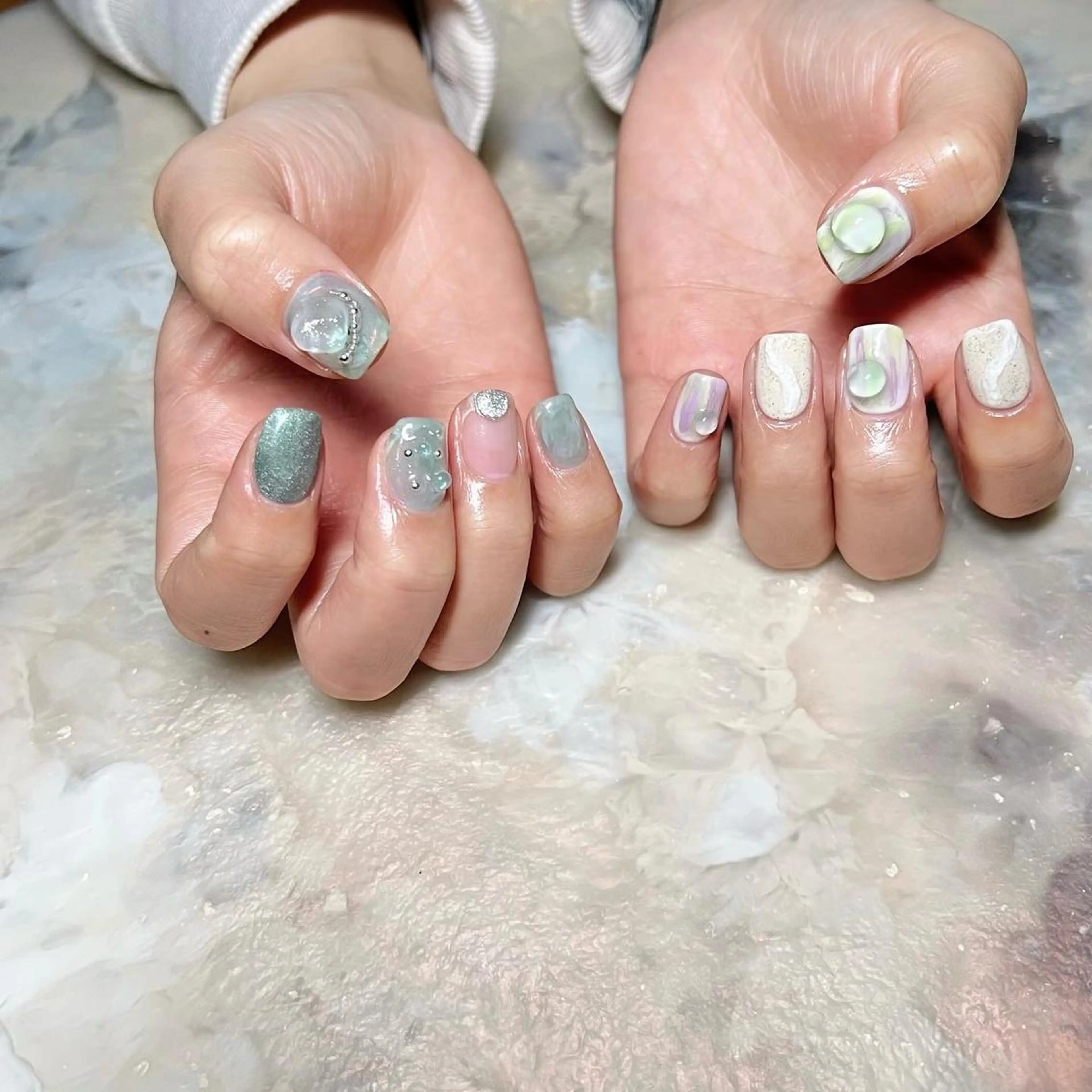 ネイル マグネットネイル ニュアンスネイル ショートネイル gemickle nailのネイルデザイン