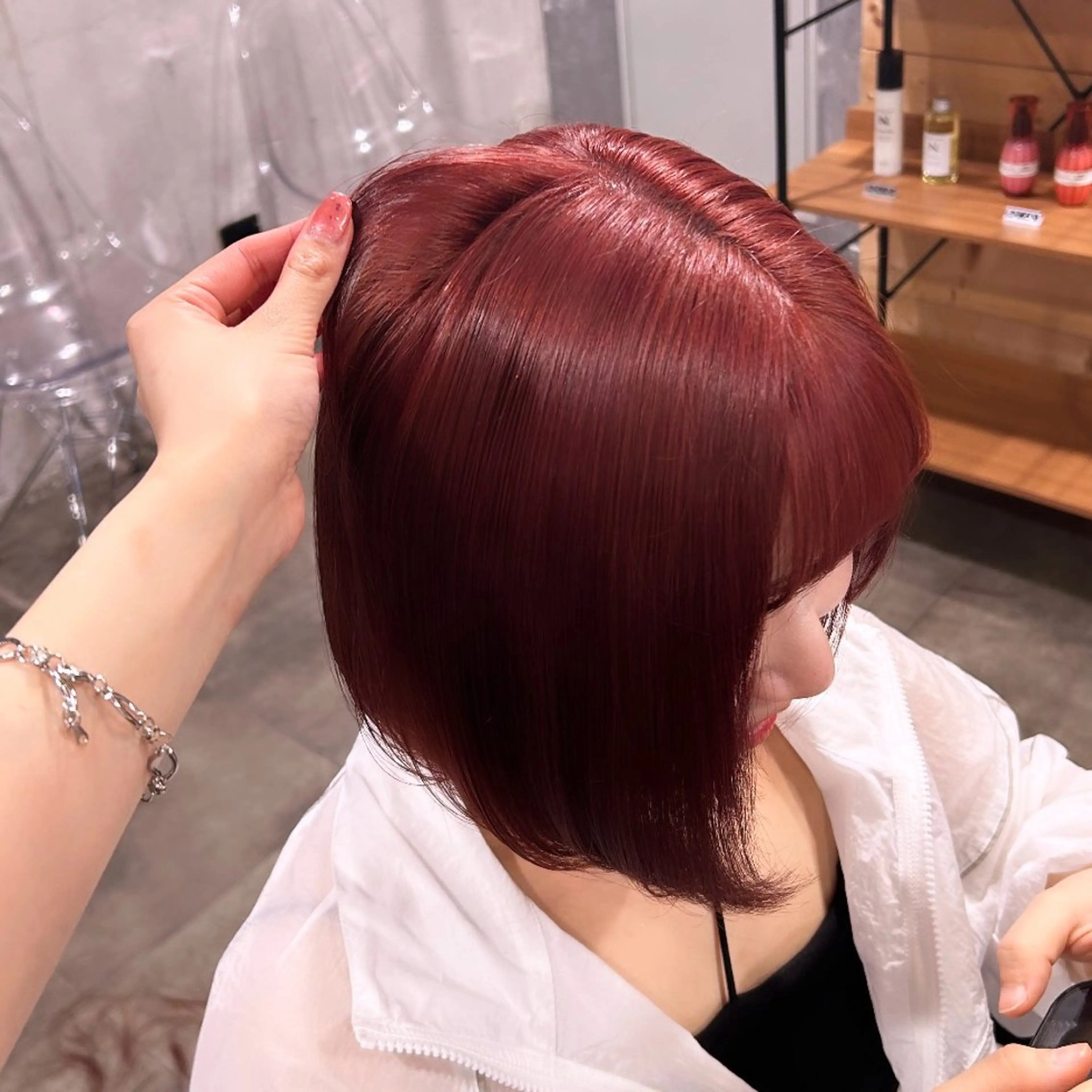 ミディアム IS所属・横浜美容室/透明感 カラー/レイヤーのヘアスタイル