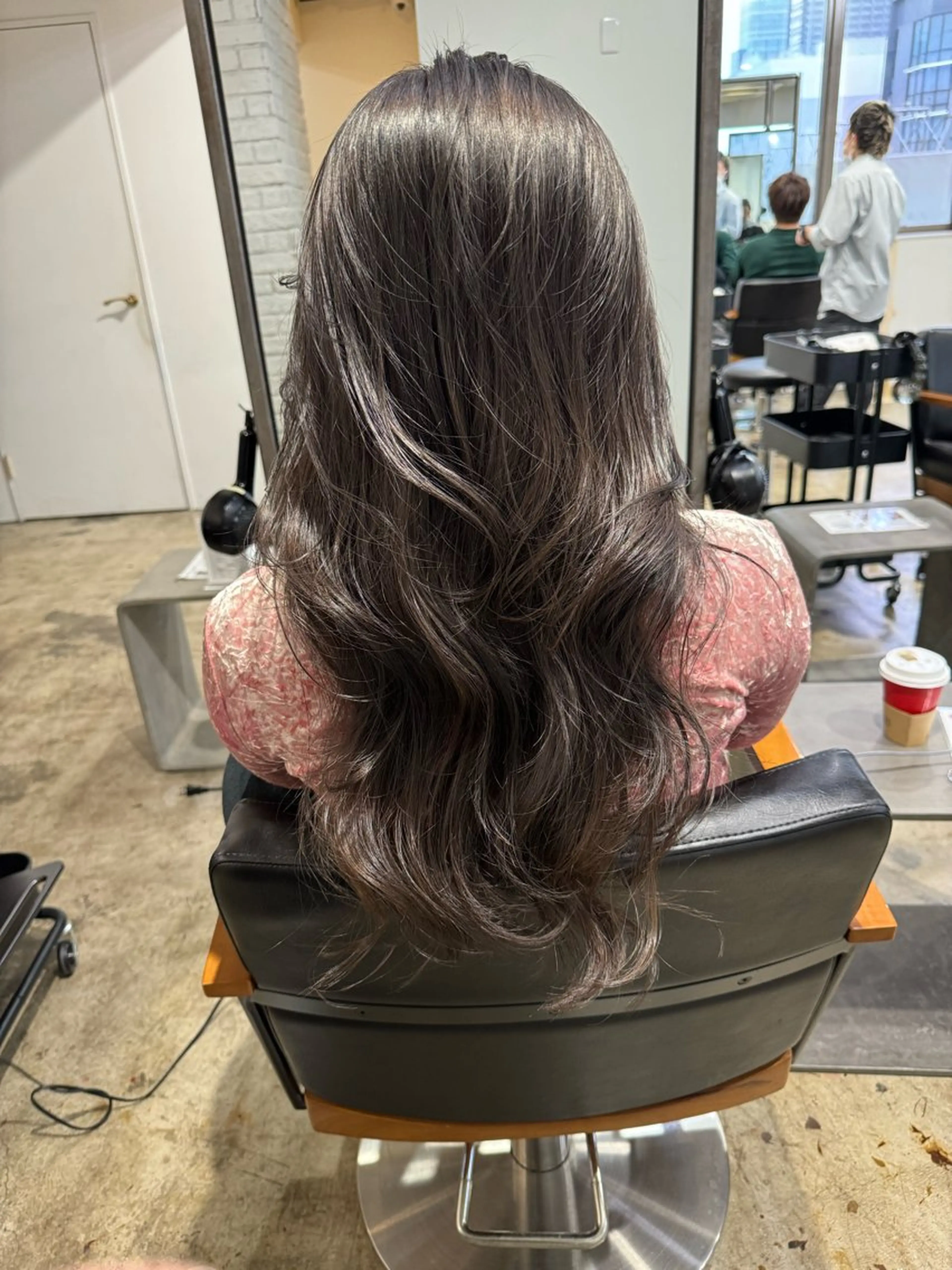 ロング 💫カットはなんでも 得意です✂️のヘアスタイル