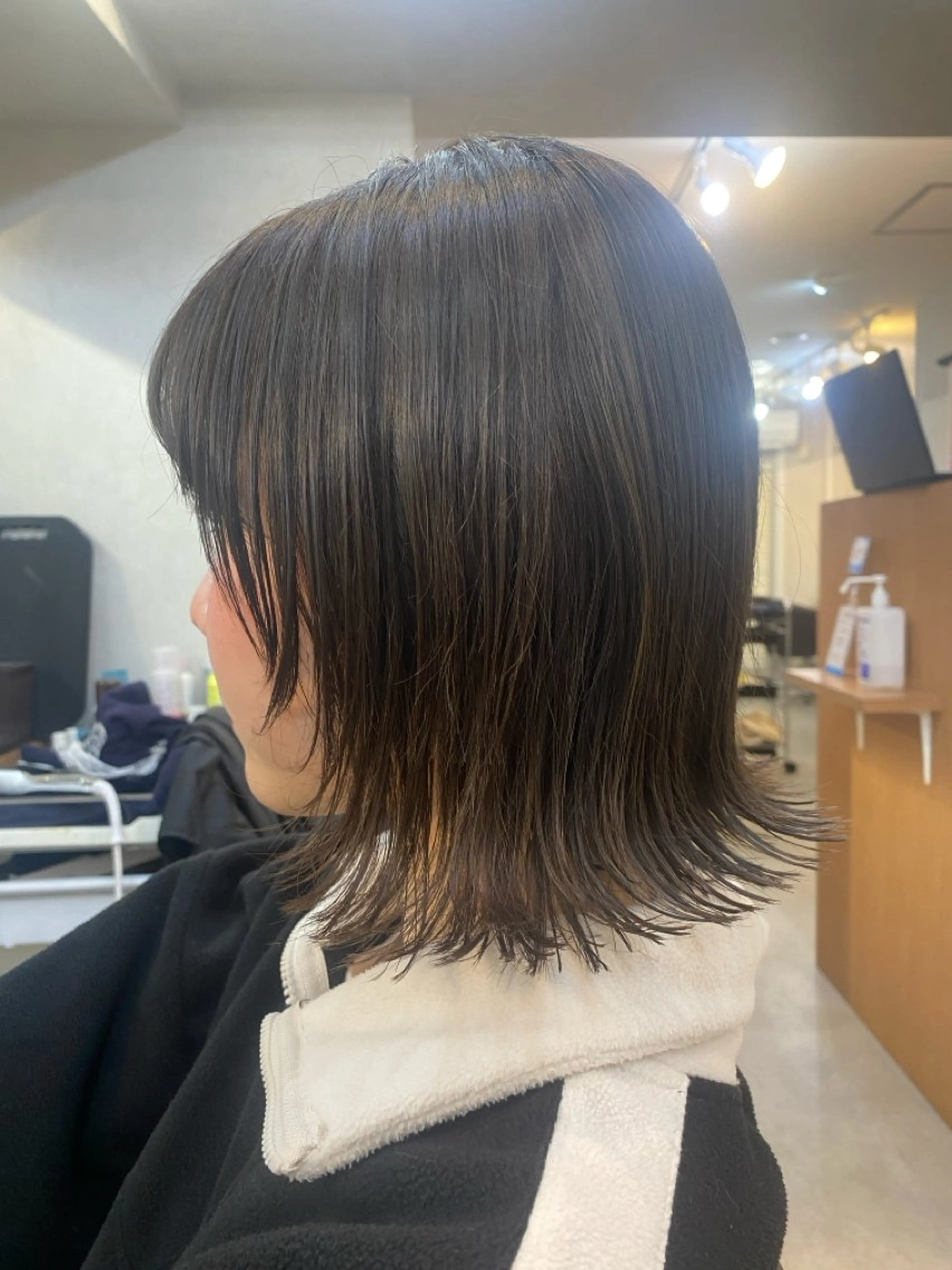 ミディアム JouleSouth 佐野花苗[新宿]のヘアスタイル