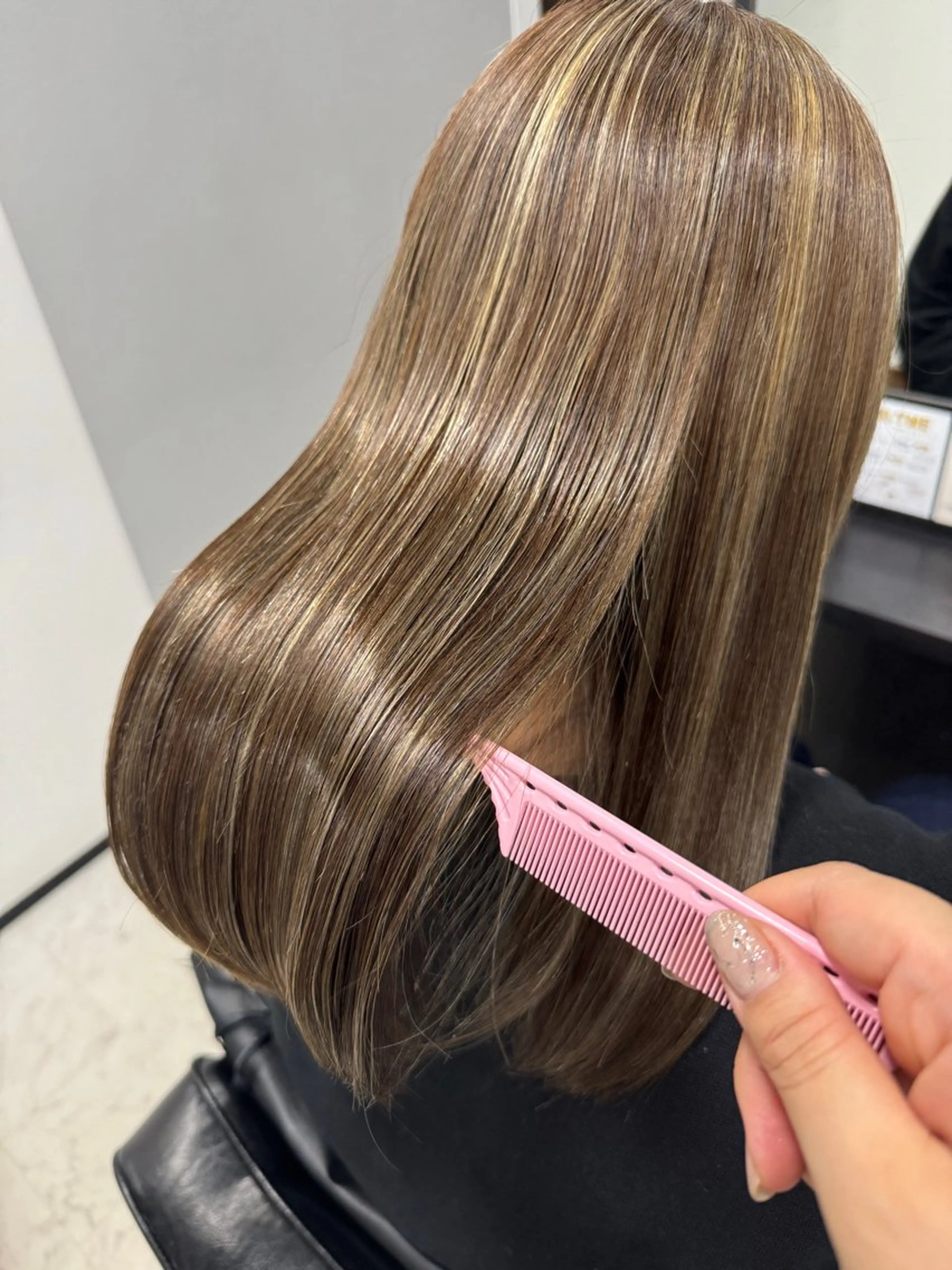 セミロング カラー カット ヘアカラー トリートメント ヒラガカナ▼ ECLAT HAIRのヘアスタイル