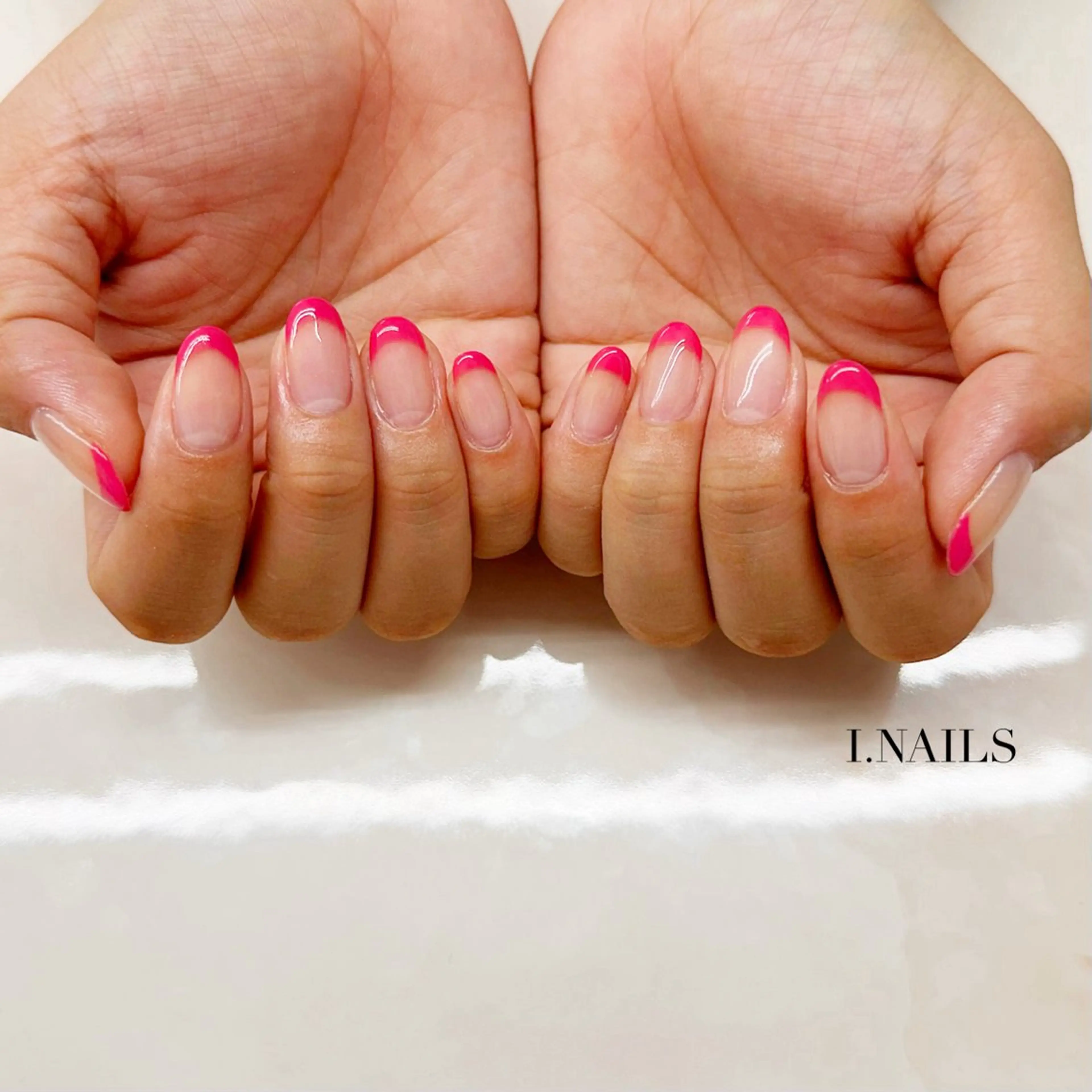 ネイル アイネイルズ所属・早川 梓のネイルデザイン