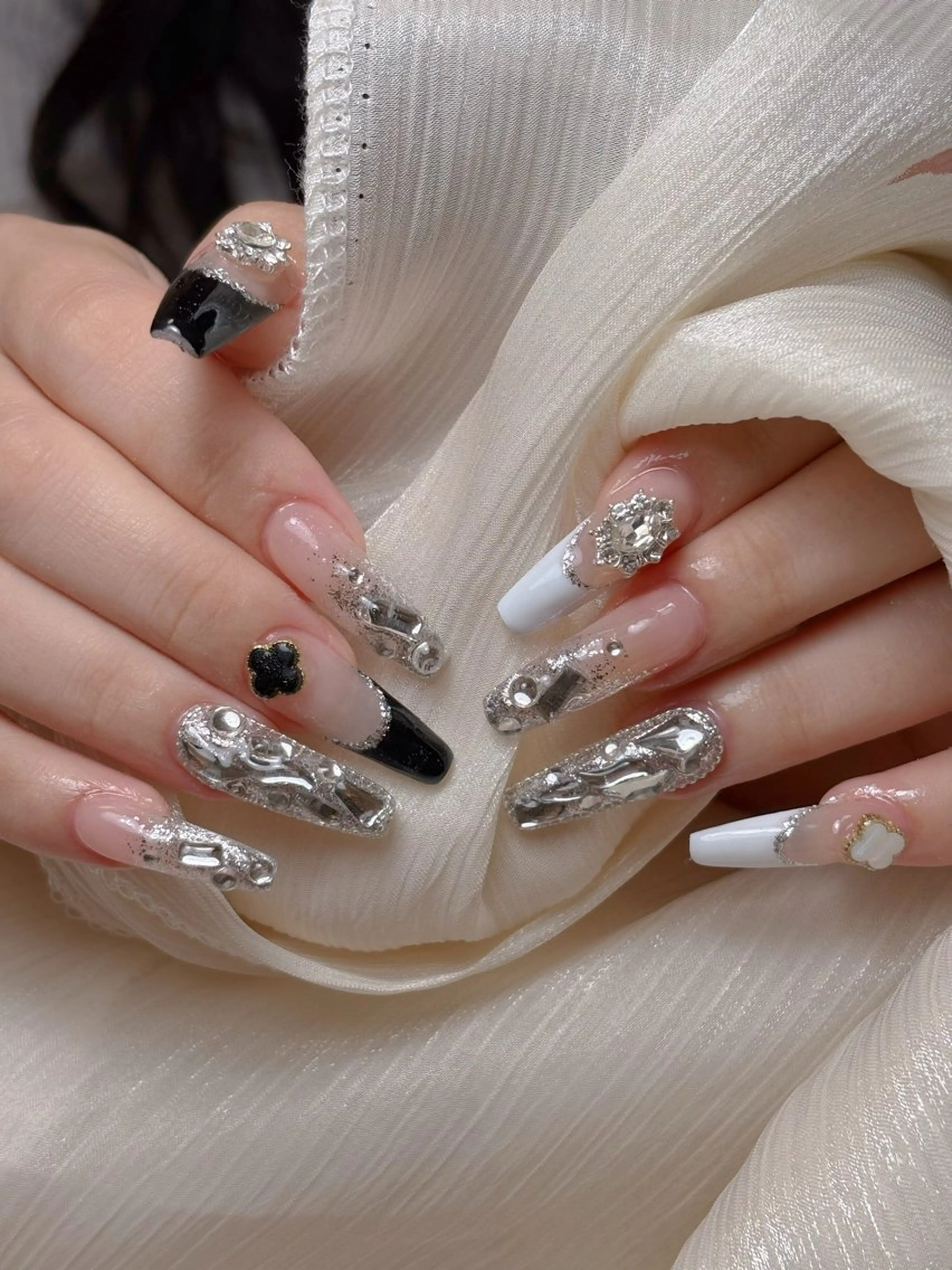 ネイル ネイル👑クイーンズ NailQueensのネイルデザイン