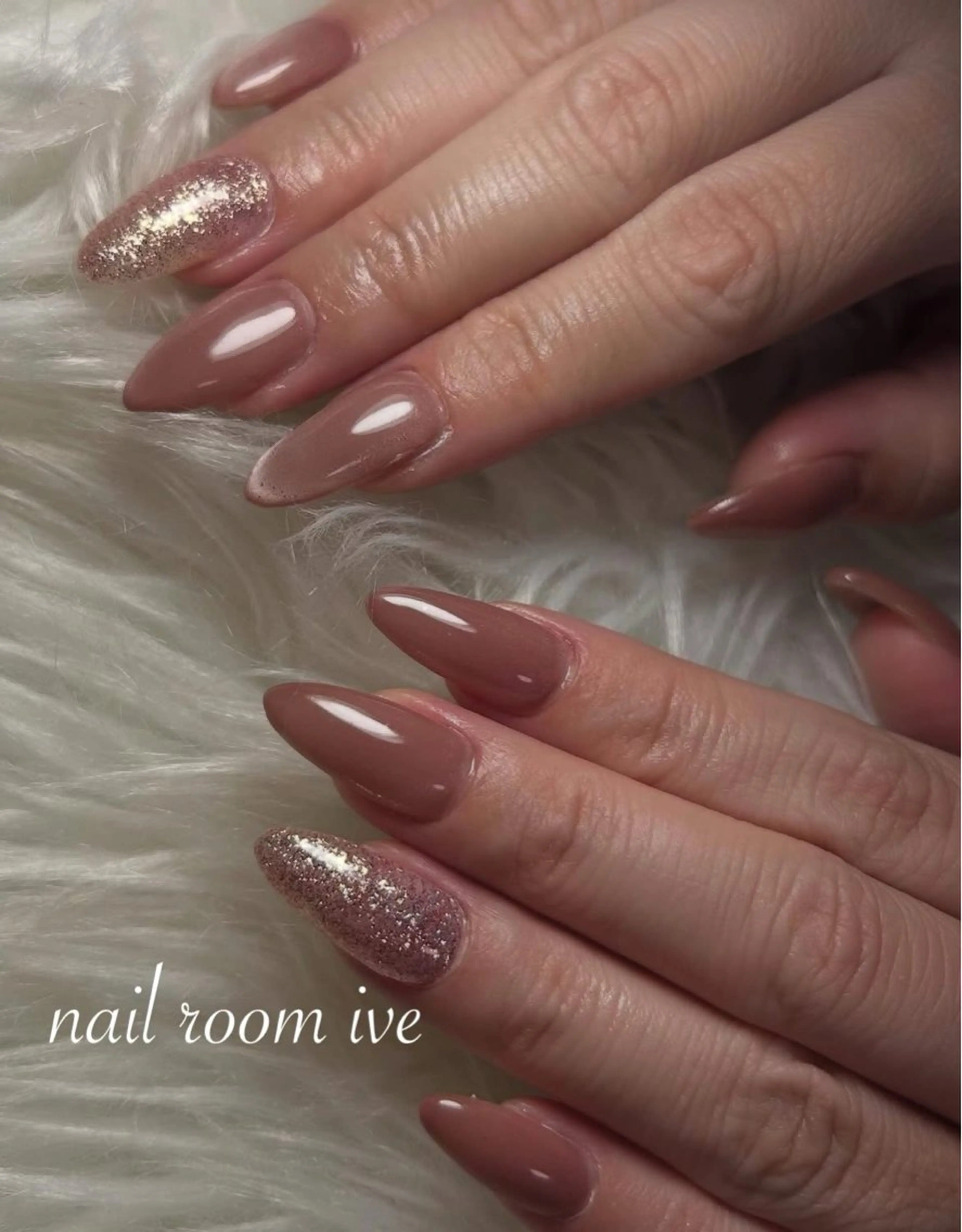 ネイル マグネットネイル ワンカラーネイル nail room IVEのネイルデザイン