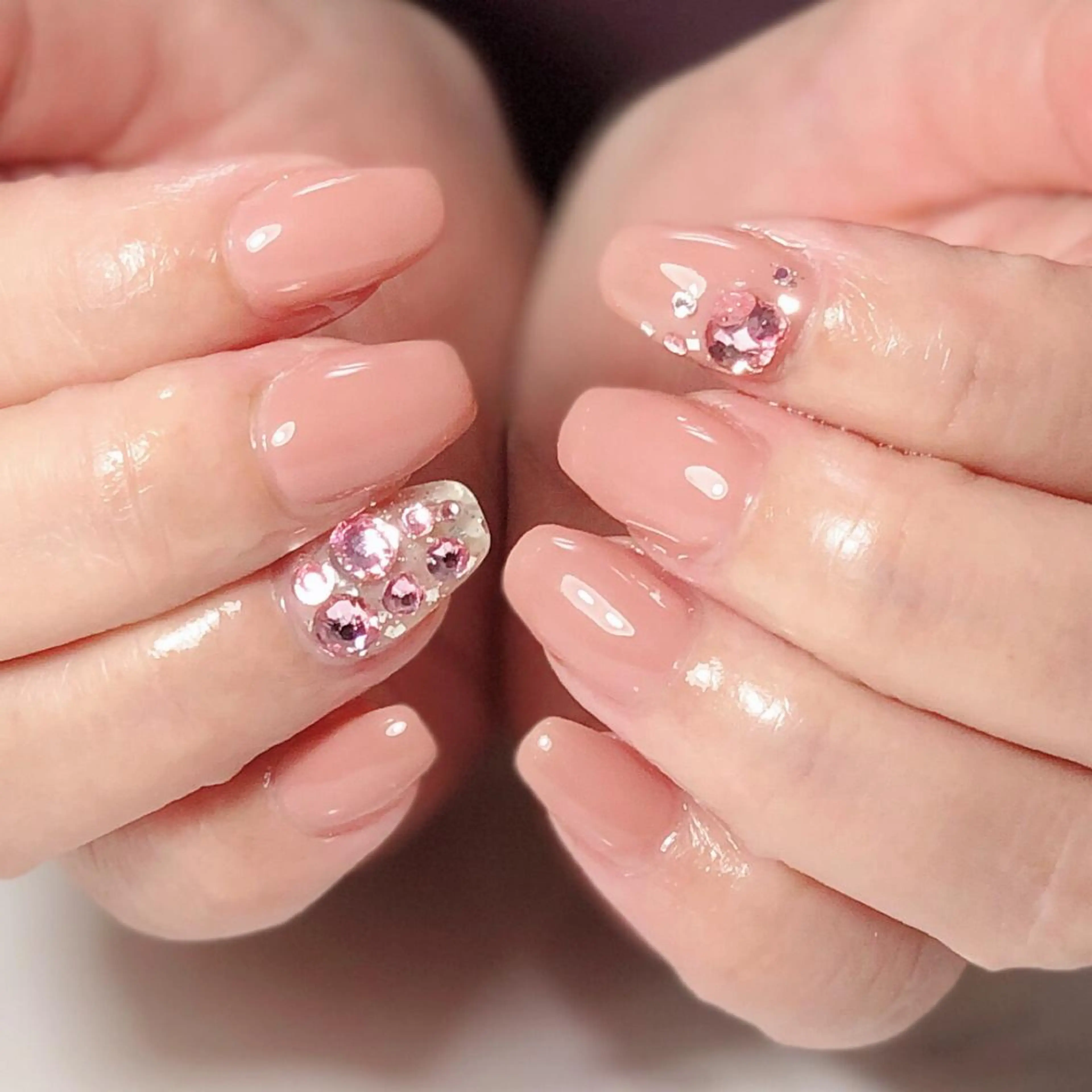 ネイル アートネイル チークネイル ジェルネイル ゴージャス オフィスネイル 辻野 和枝のネイルデザイン