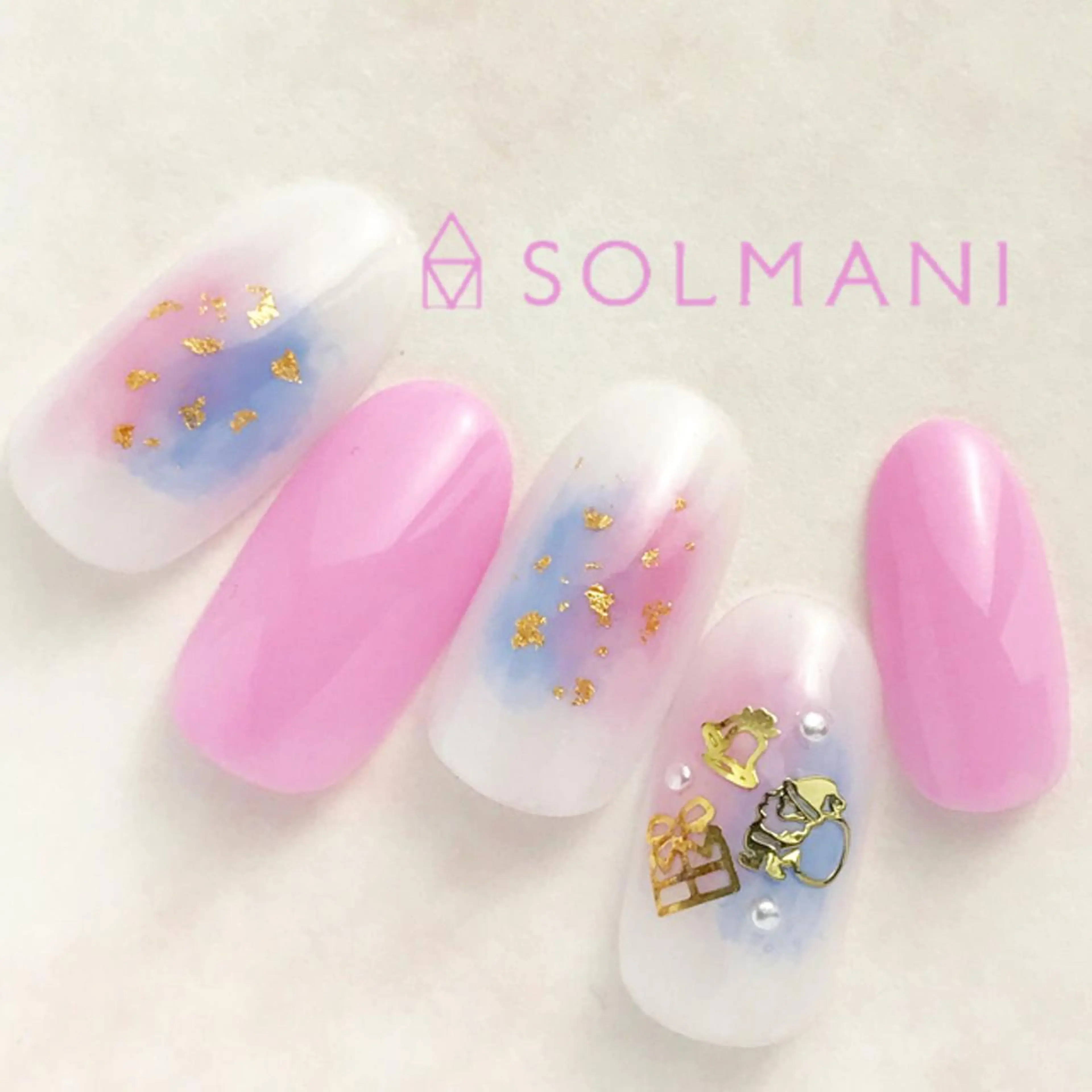 ネイル 冬ネイル クリスマス SOLMANI 予約担当のネイルデザイン