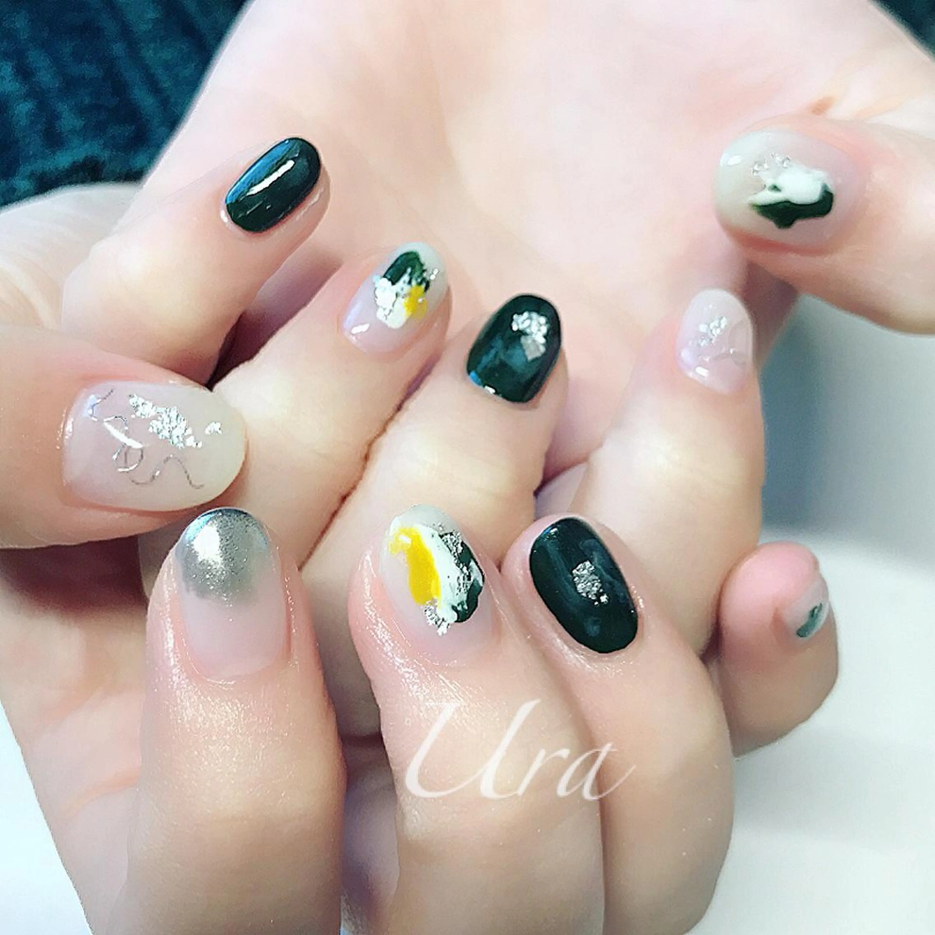 ネイル グリーン ニュアンスネイル UrakoNail 《nail》のネイルデザイン
