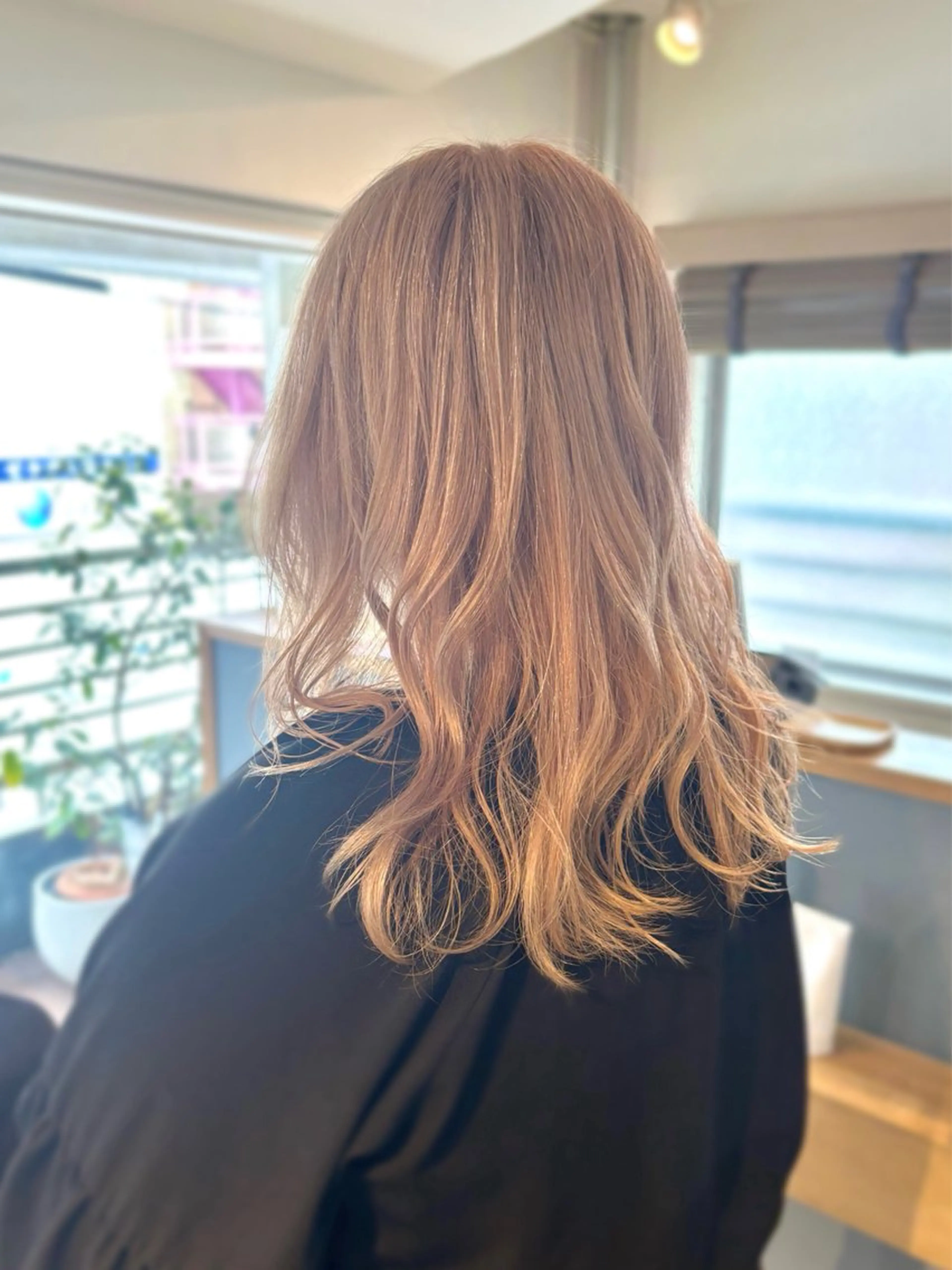 ミディアム カット ヘアカラー トリートメント 髪質改善/ヘアケア coiiはしもとはなのヘアスタイル