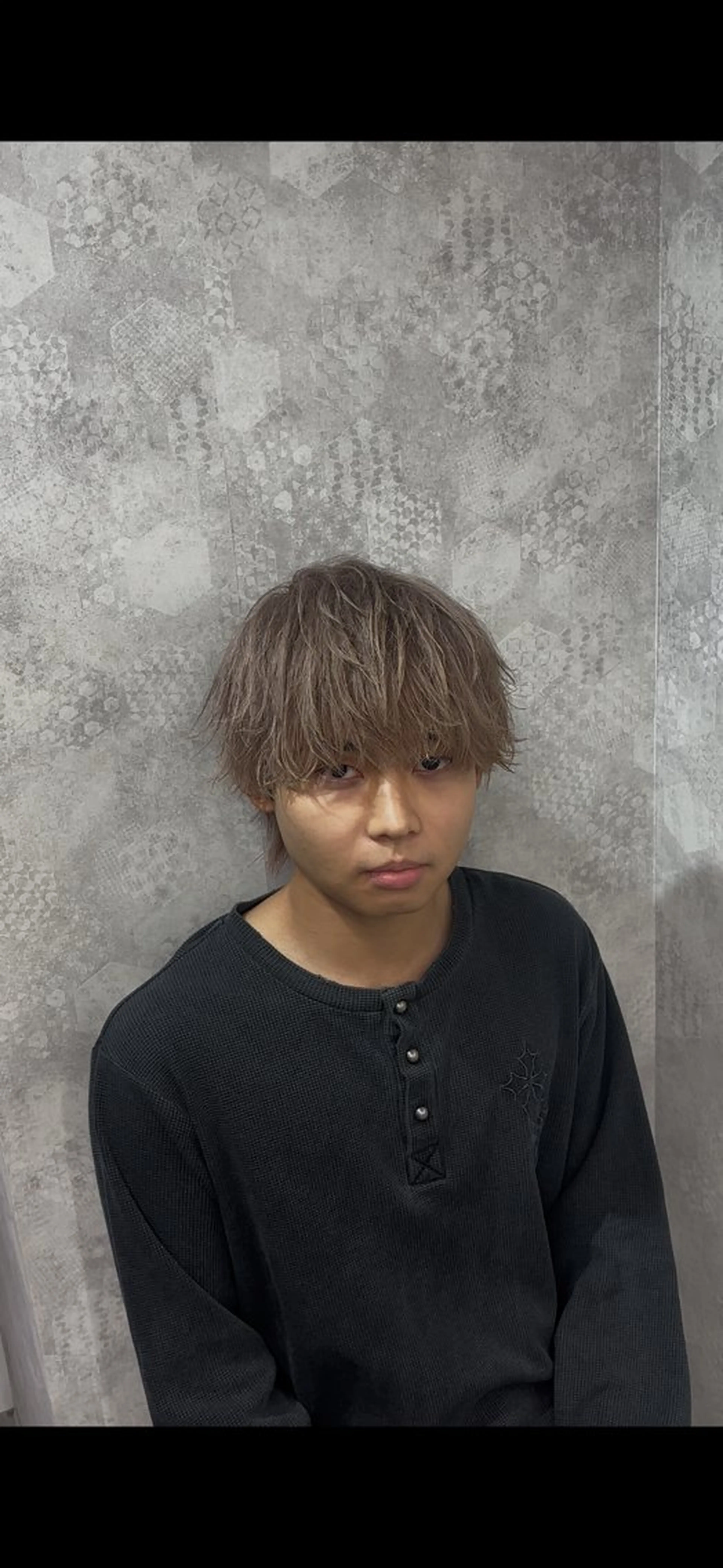 カラー メンズハイトーン 北斗💍レイヤーのヘアスタイル