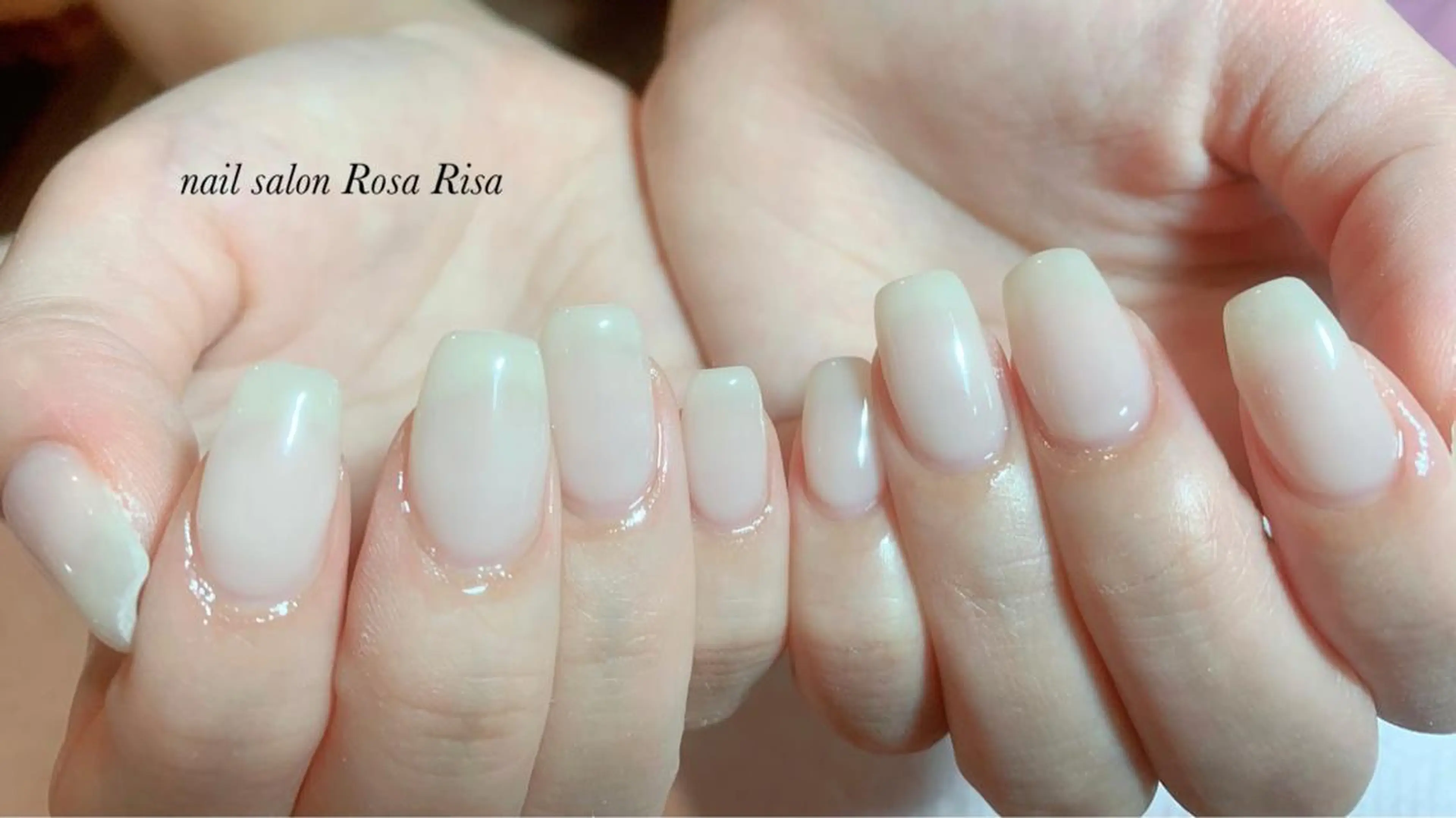 ミディアム ネイル ネイルスタジオ シェイクユアハンズのネイルデザイン