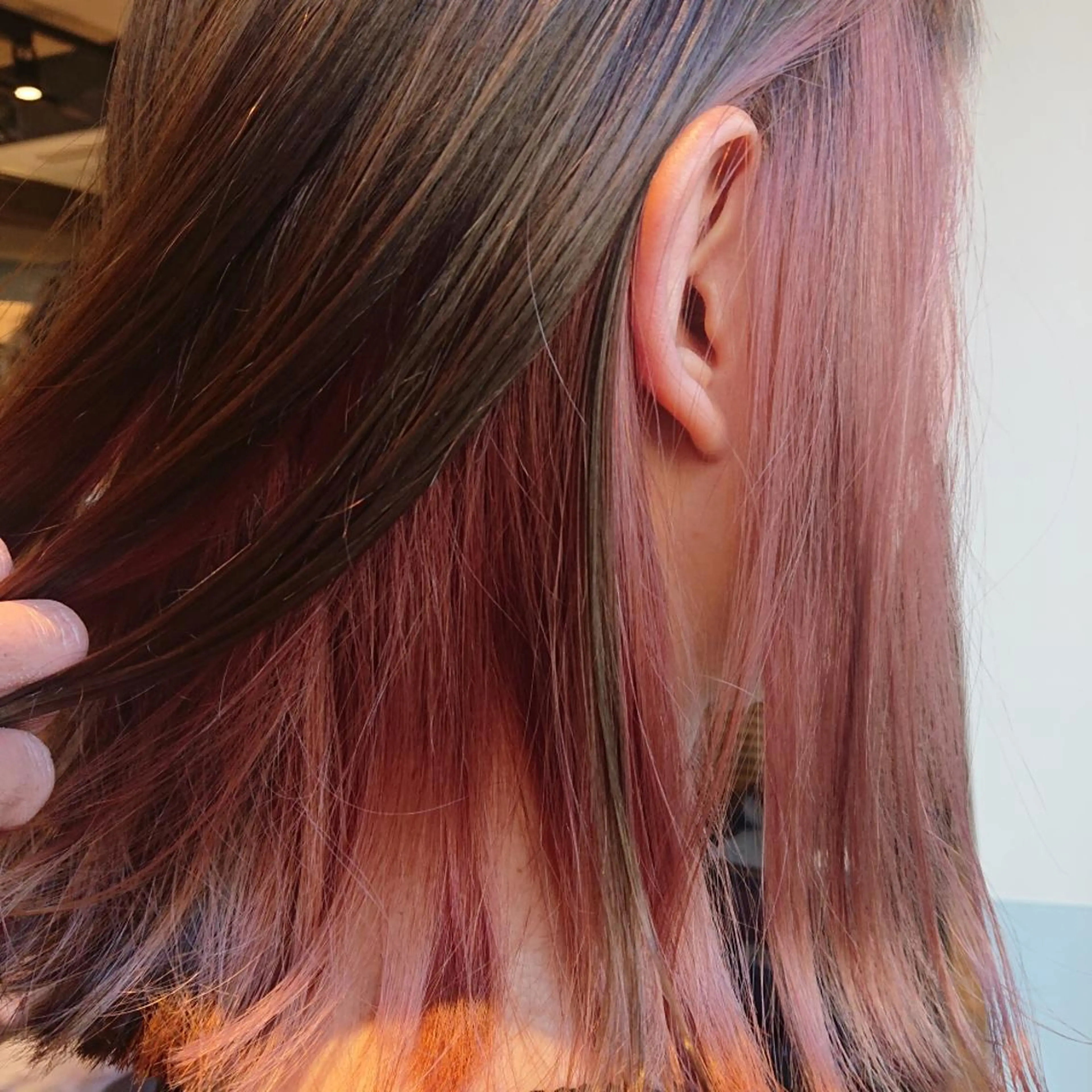 セミロング カラー alushe 岡 陽子のヘアスタイル