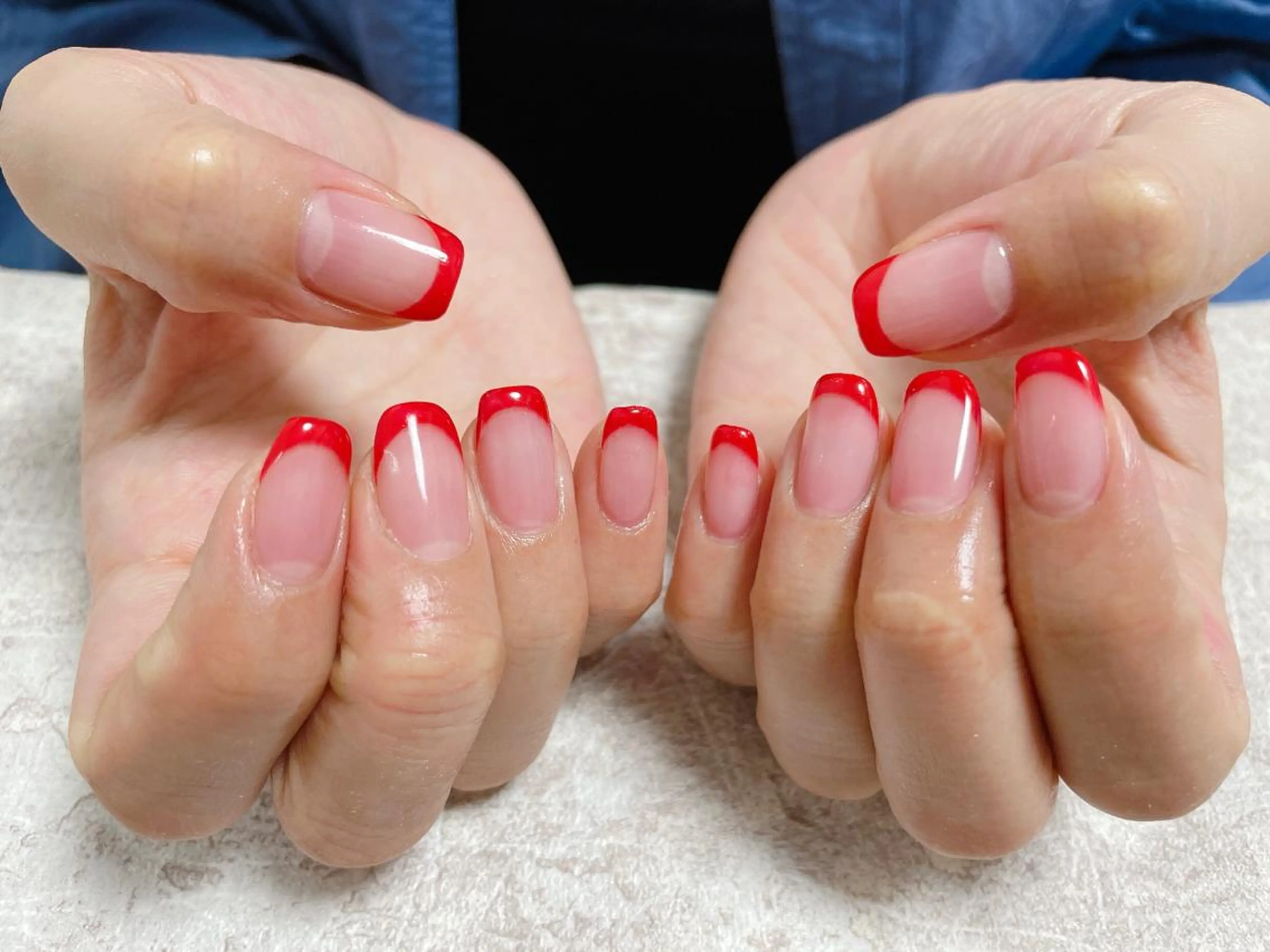 ネイル フレンチネイル 赤色 Mogu nail 二子玉川のネイルデザイン