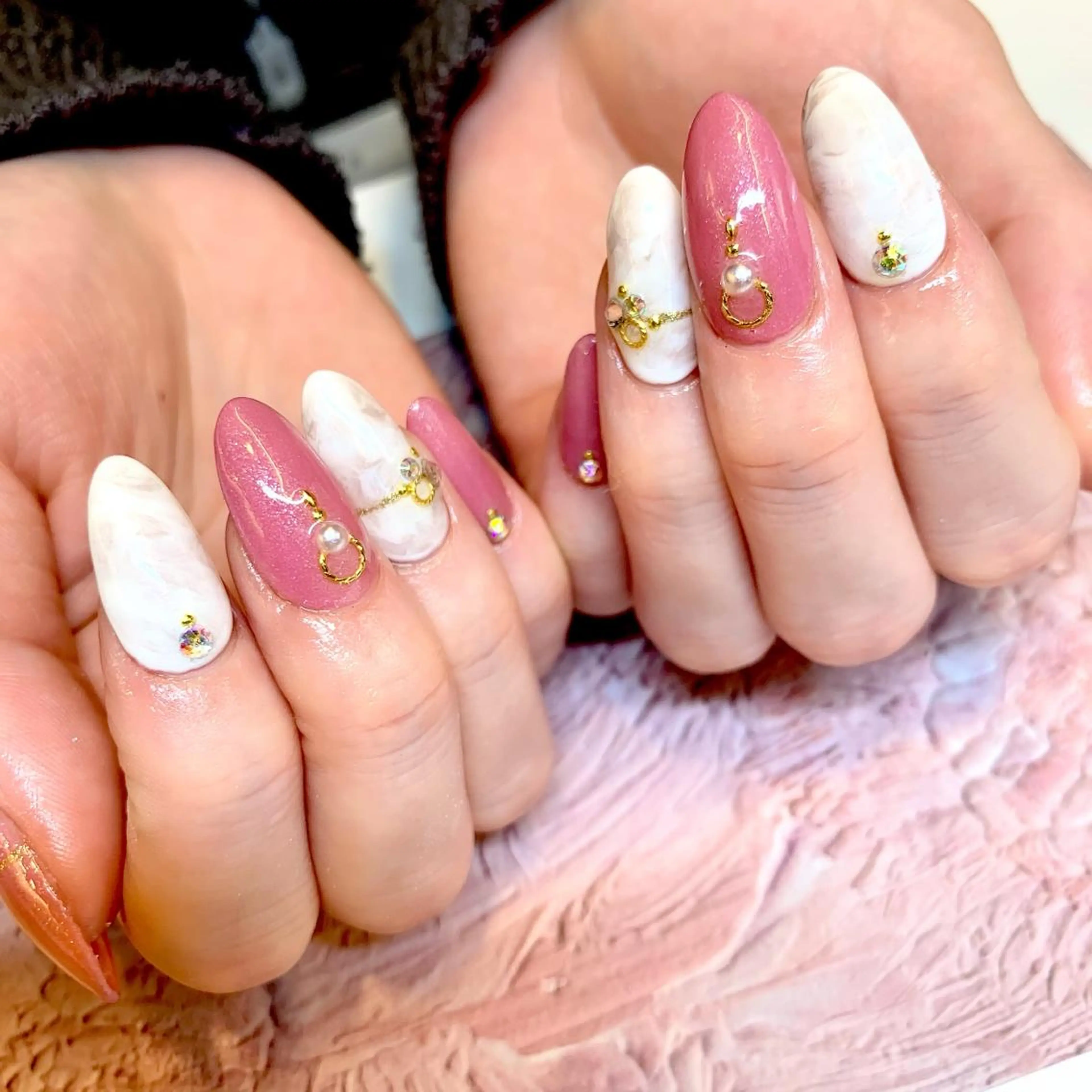 ネイル ハンドネイル clover nailのネイルデザイン