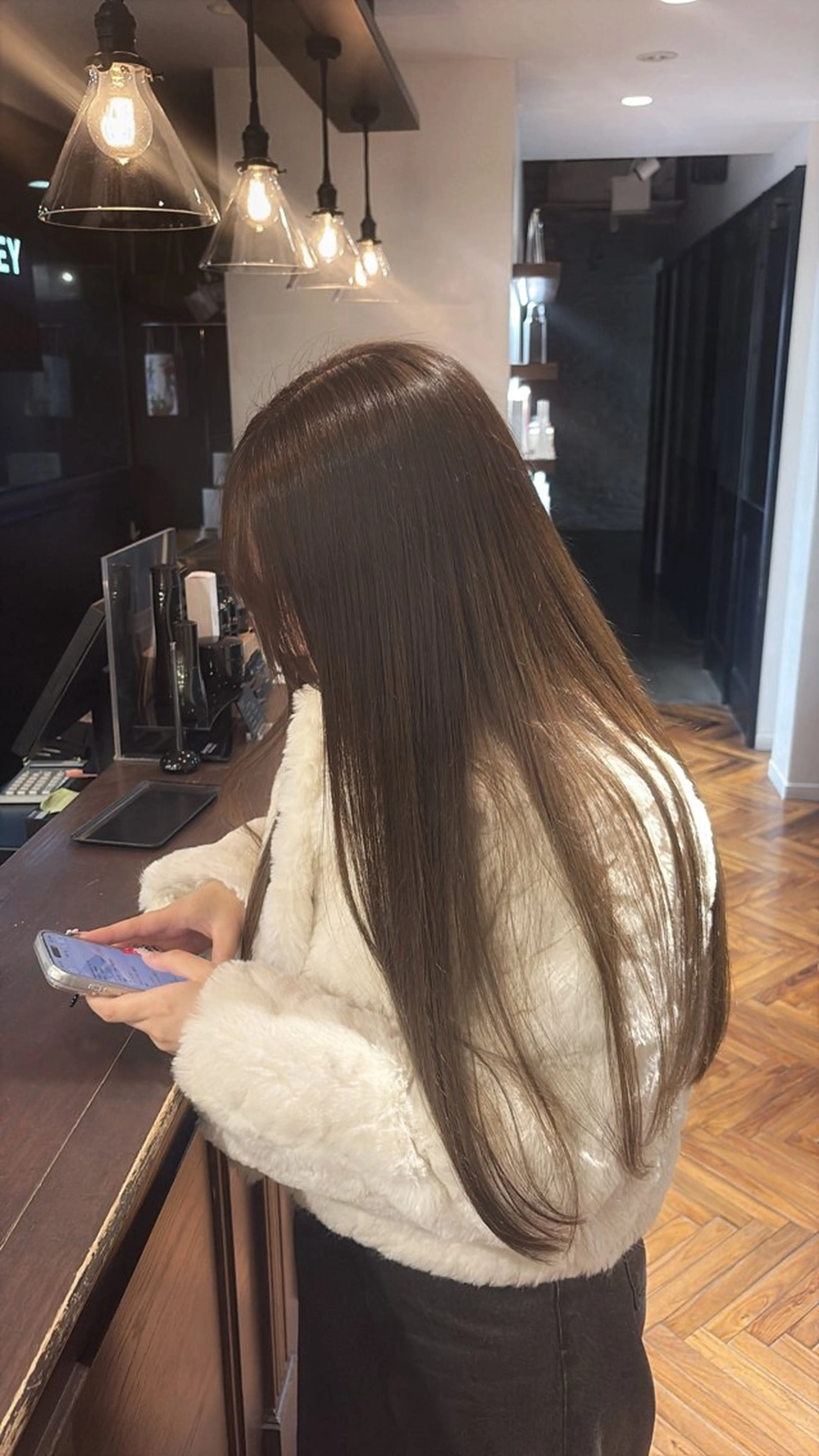 ロング トリートメント 古川 愛のヘアスタイル