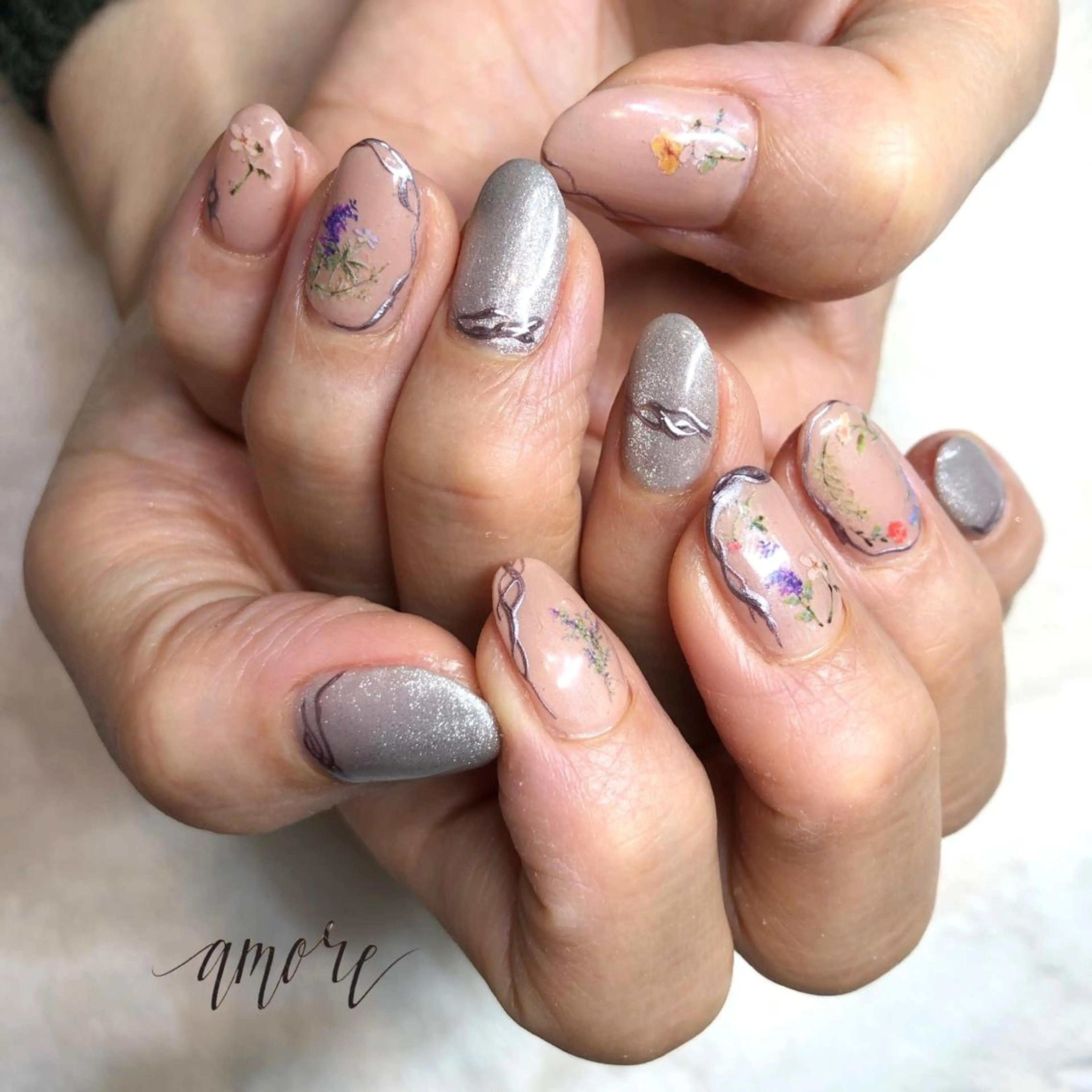 ネイル ジェルネイル マグネットネイル ミラーネイル ニュアンスネイル 春ネイル You kyehwaのネイルデザイン