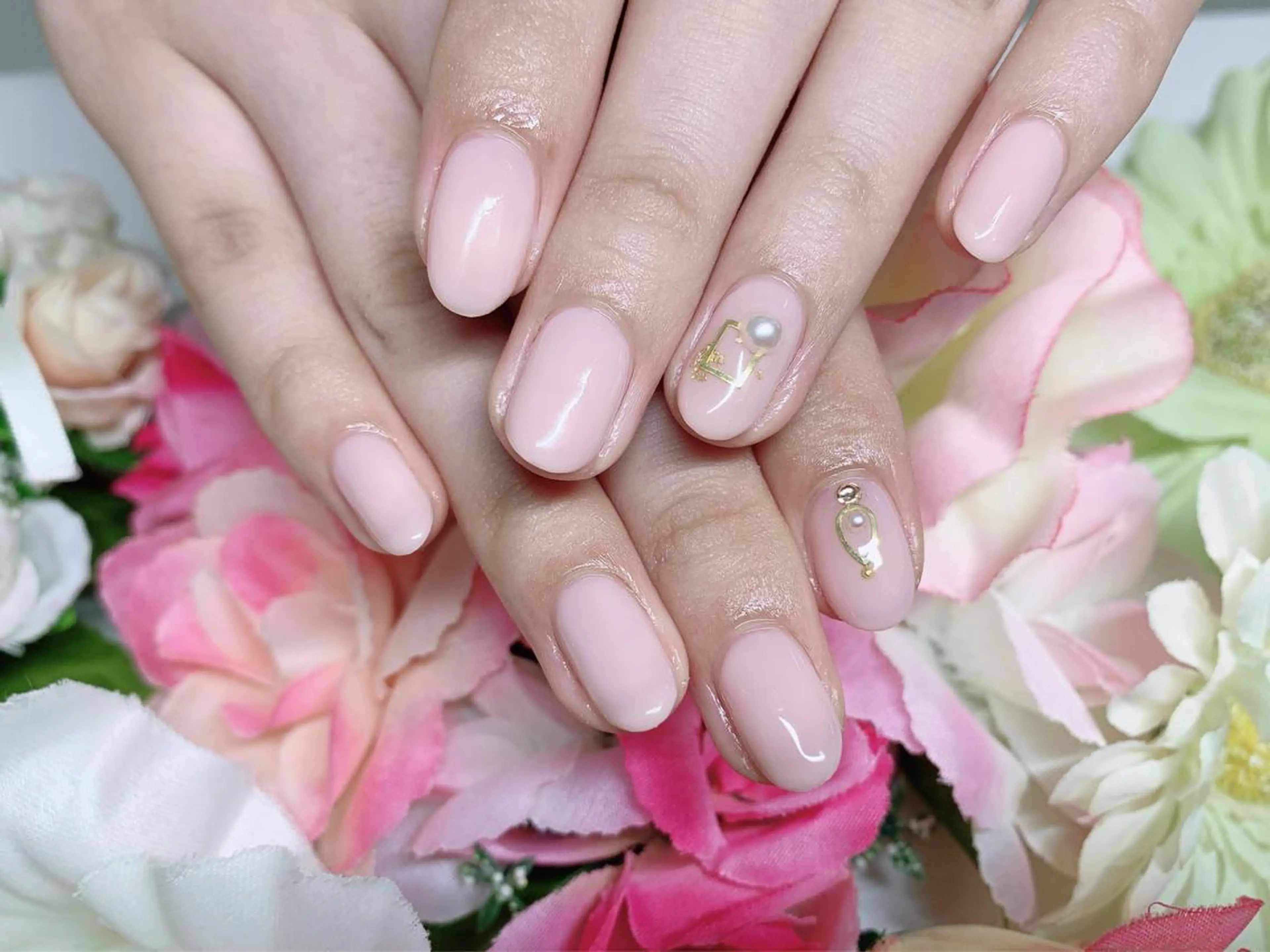 ネイル ﾌｨﾙｲﾝ専門ﾈｲﾙｻﾛﾝ彩 博多駅前店所属・ネイルサロン 彩 irodoriのネイルデザイン