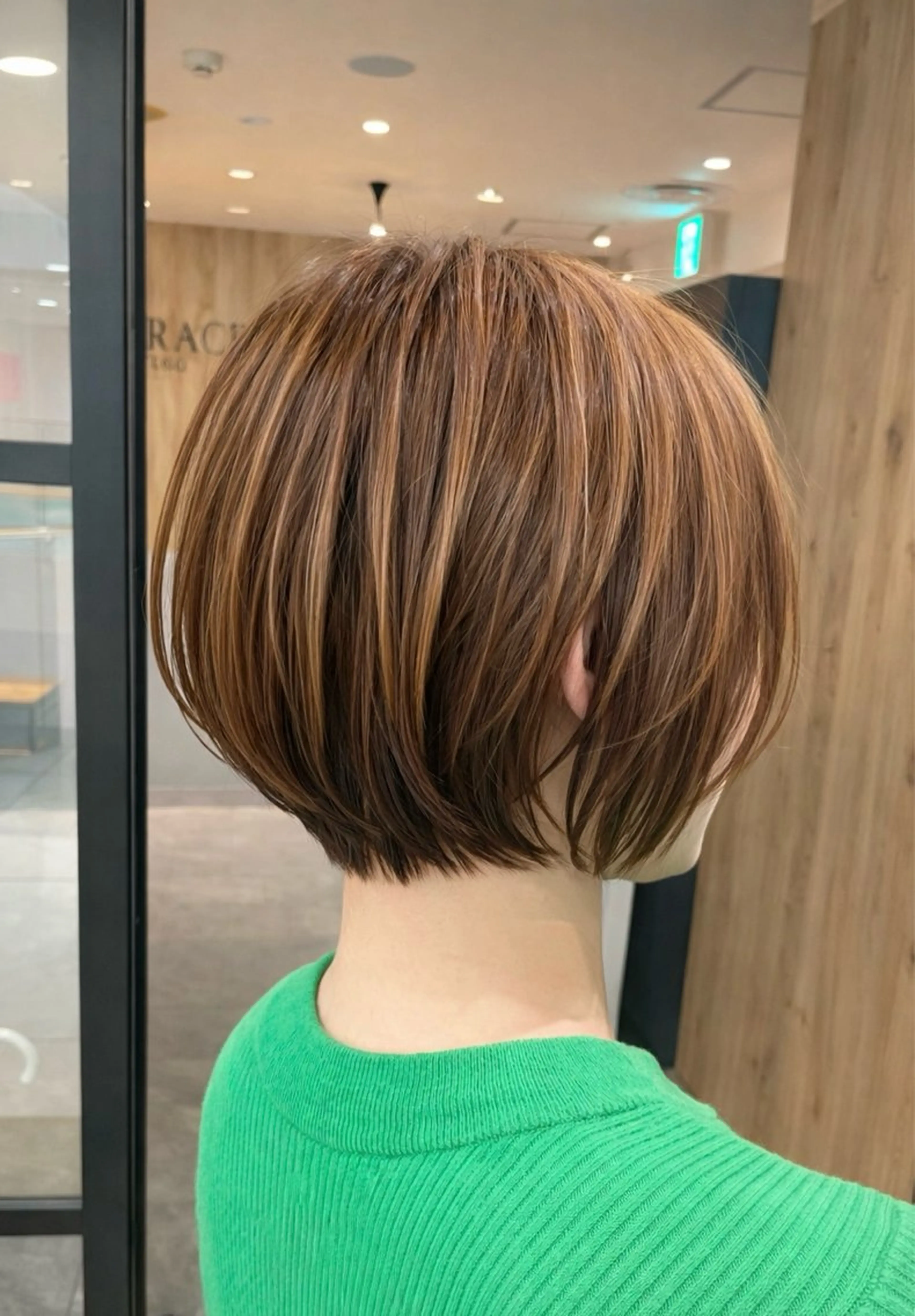 ショート TERRACE LUXBE阿倍野アポロ店所属・清家 /人生を変える 髪質改善ストレートのヘアスタイル