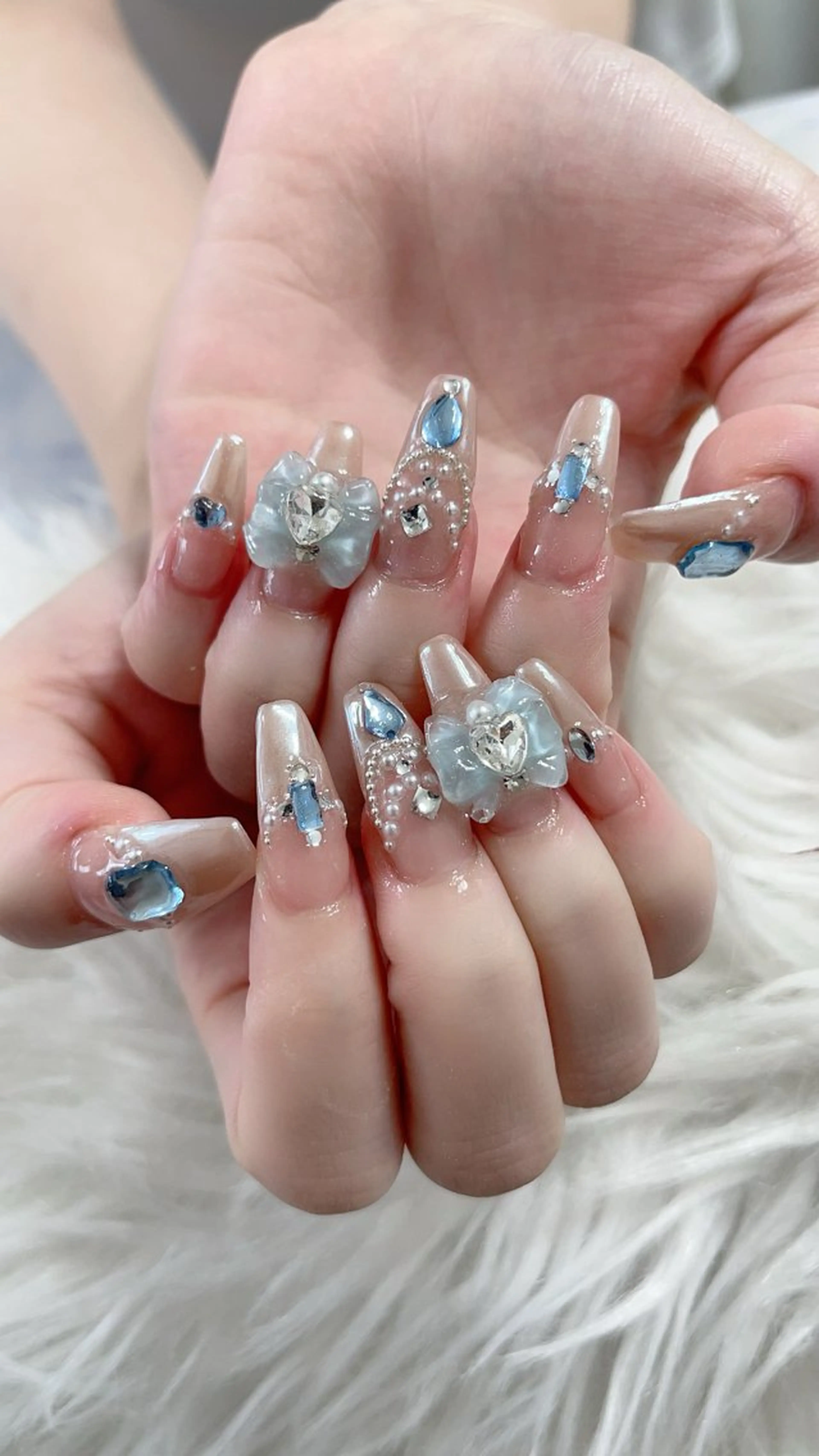 ネイル ハンドネイル 菲菲ネイルサロン所属・FF フィフィネイルサロンのネイルデザイン