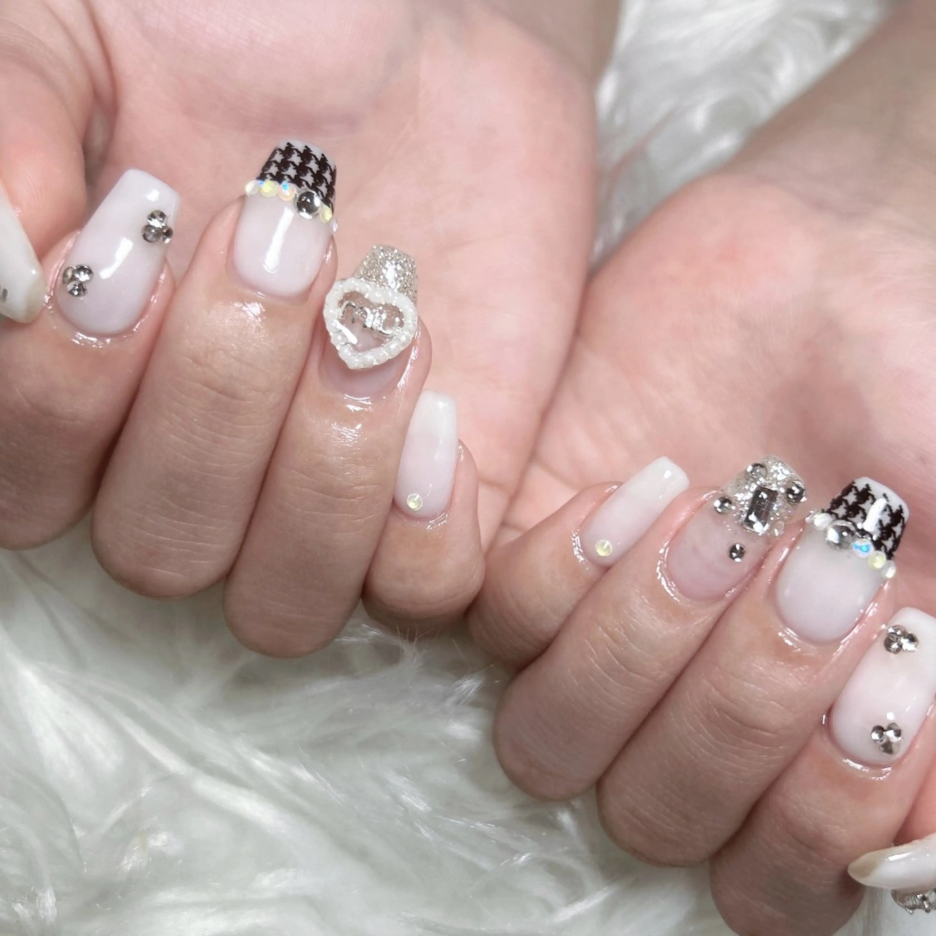 ネイル ハンドネイル beautysalon  R所属・💖 Hiyo💖のネイルデザイン