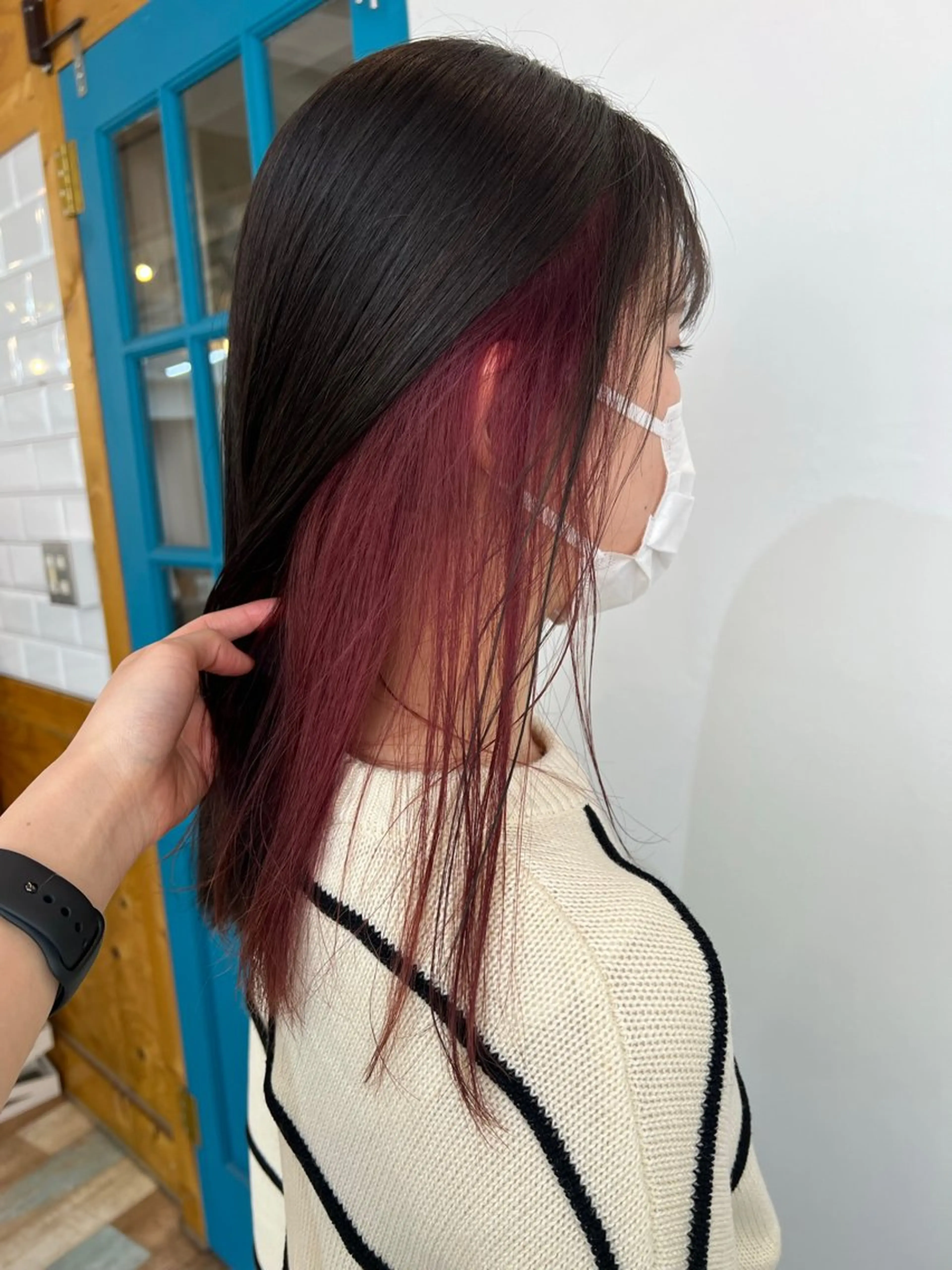 セミロング カラー ブリーチ デザインカラー イヤリングカラー ハイライトカラー ピンクカラー カット ヘアカラー トリートメント KANA/ボブ/ インナーカラー/艶髪のヘアスタイル